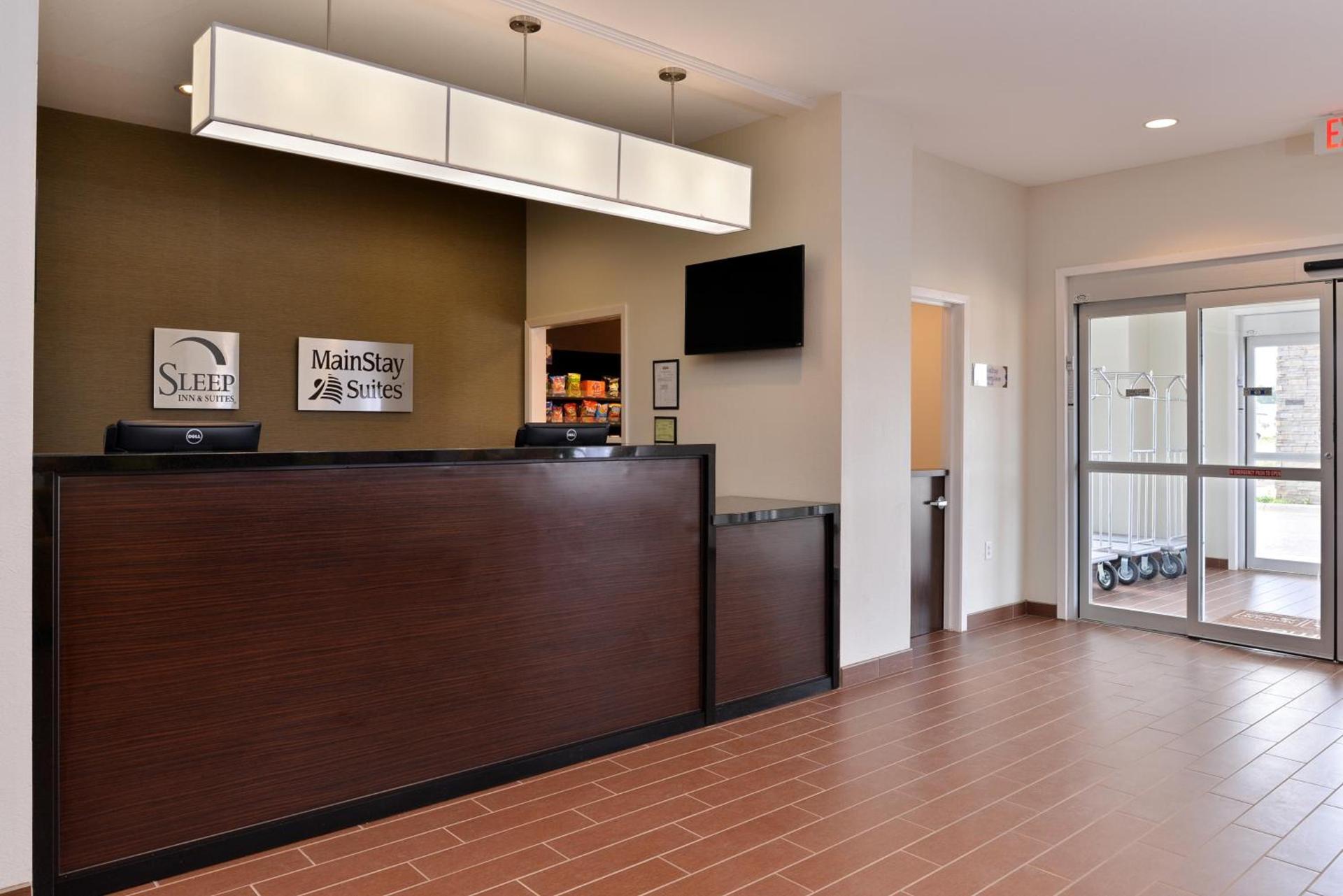 Sleep Inn & Suites Meridian - Bonita Lakes photo 13