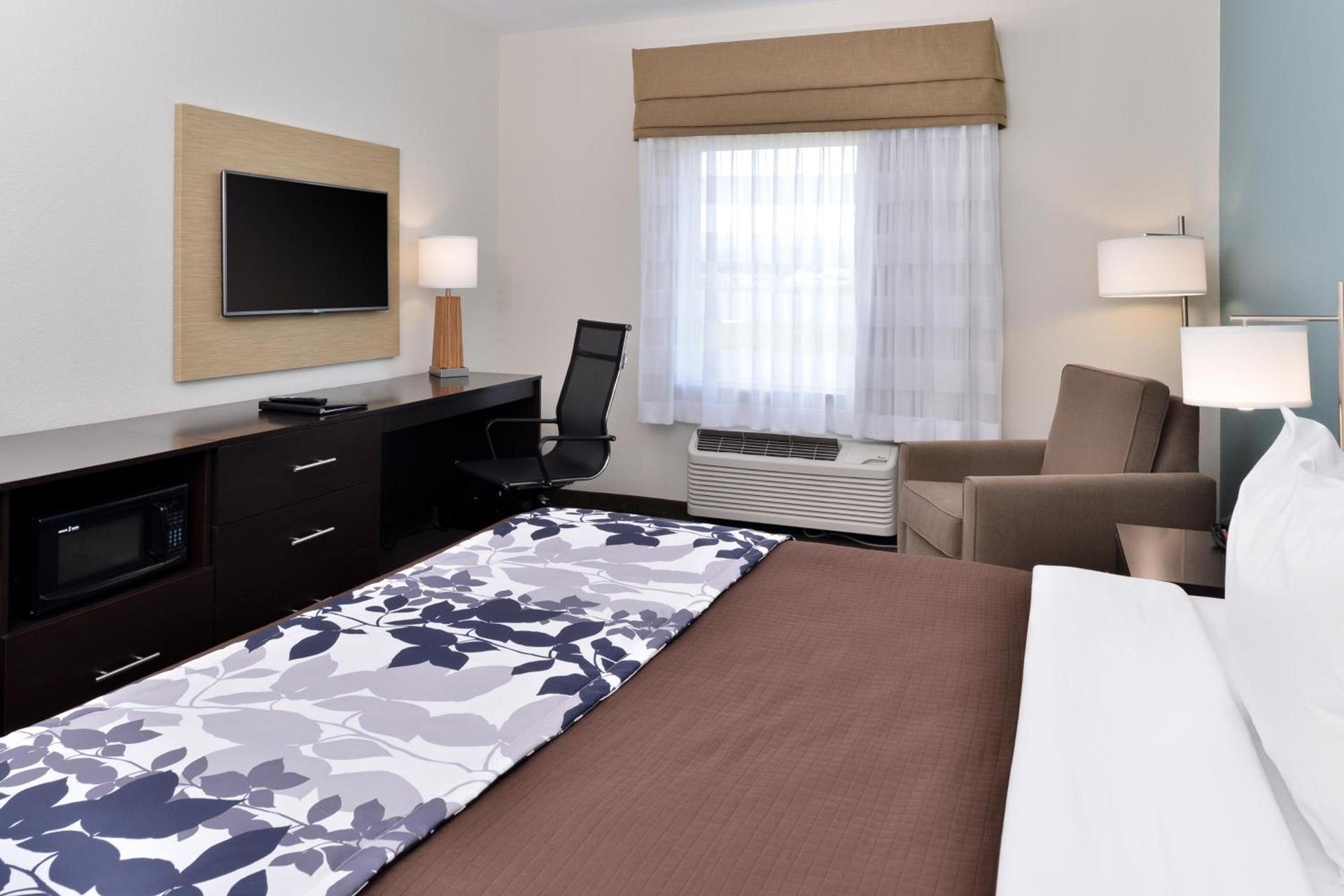 Sleep Inn & Suites Meridian - Bonita Lakes photo 33