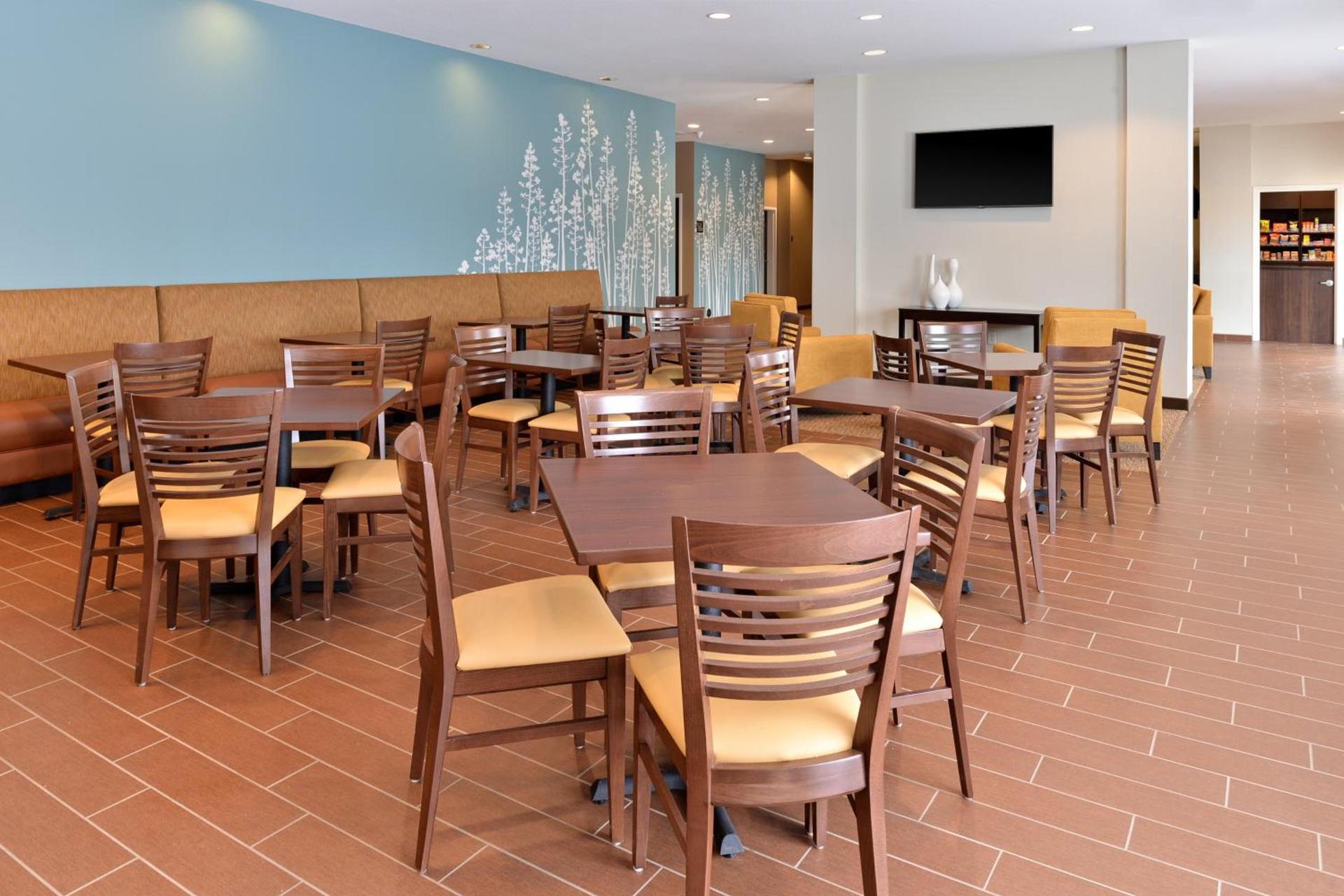 Sleep Inn & Suites Meridian - Bonita Lakes photo 8