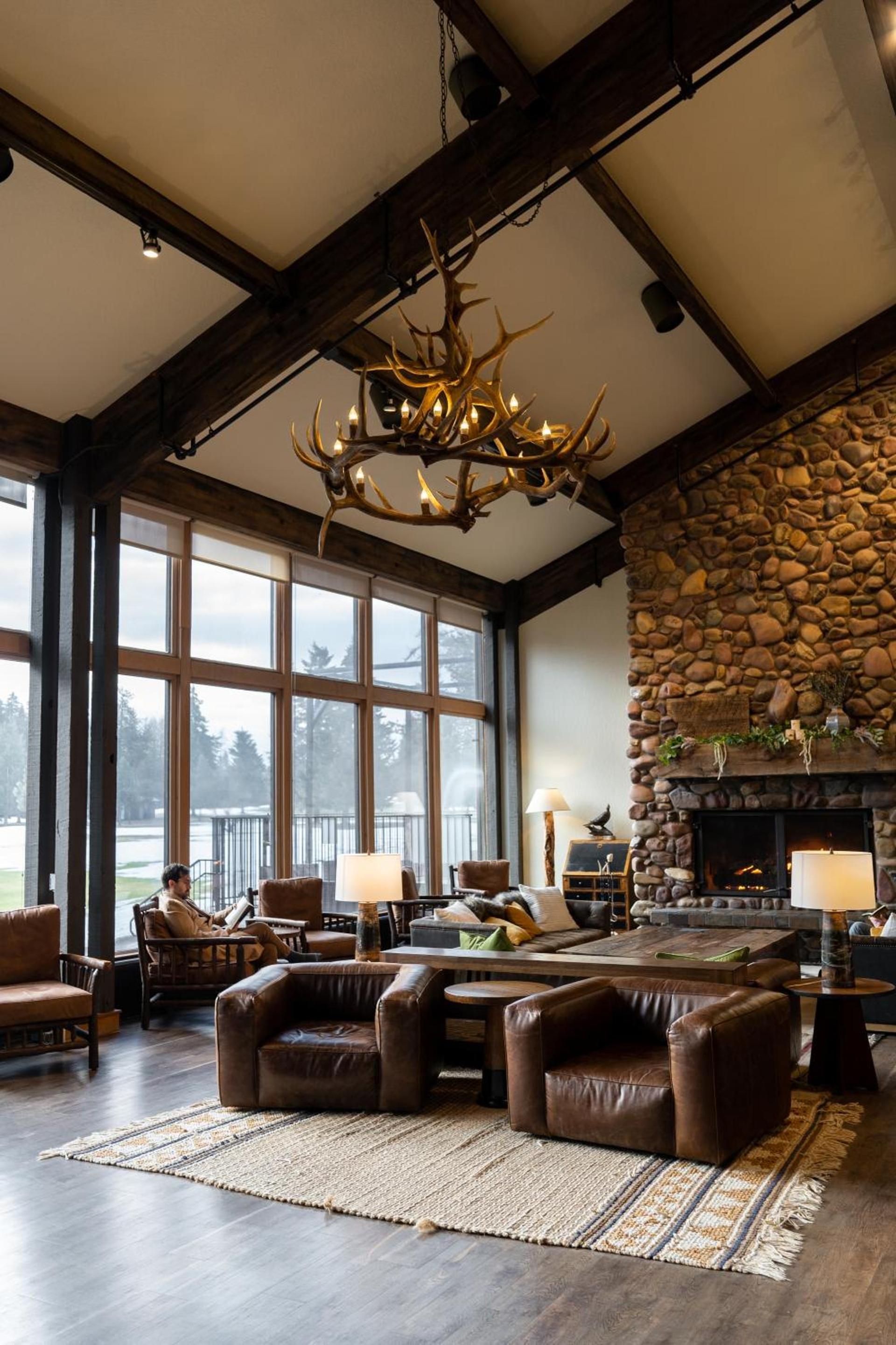 Grouse Mountain Lodge photo 33