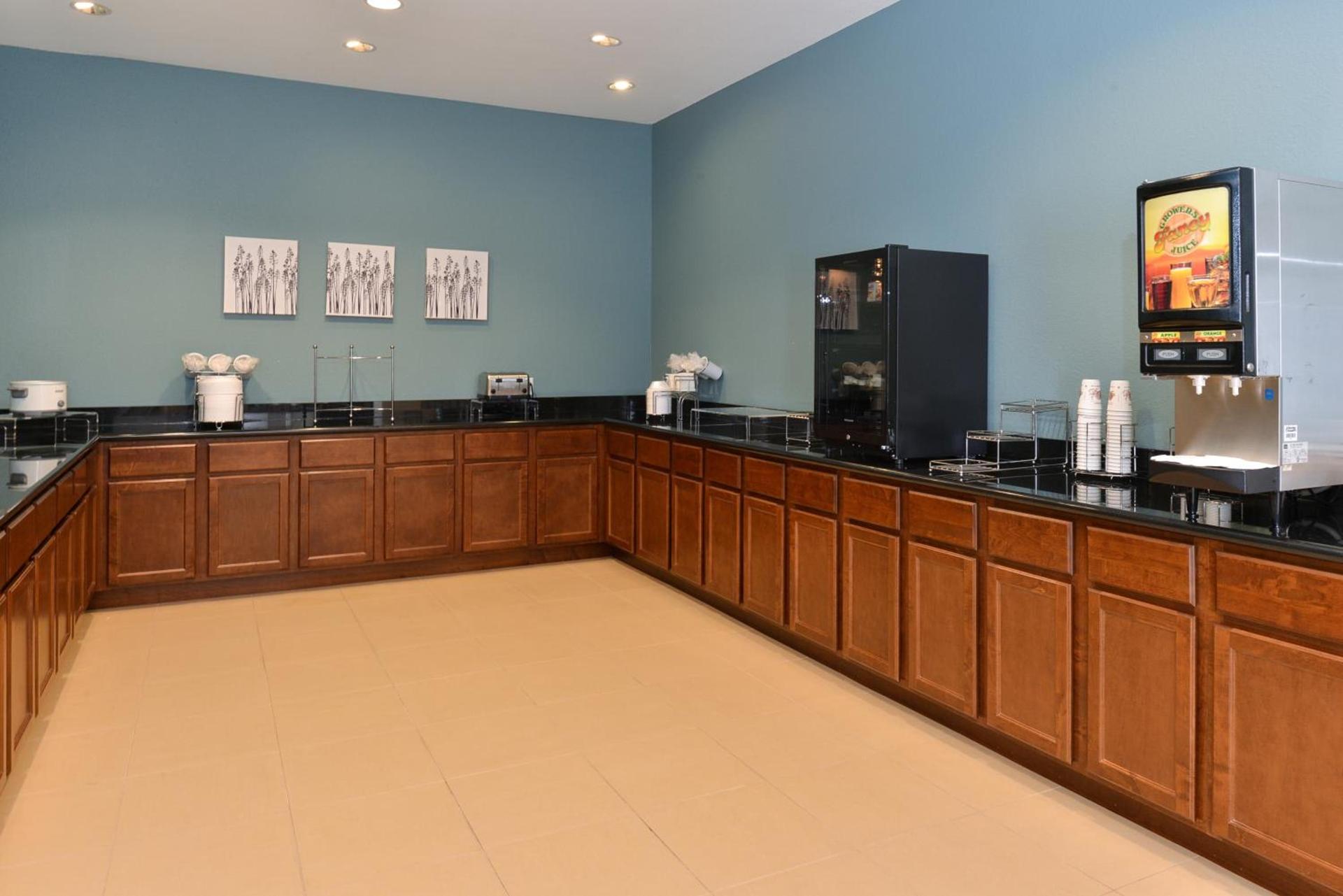 Sleep Inn & Suites Meridian - Bonita Lakes photo 34