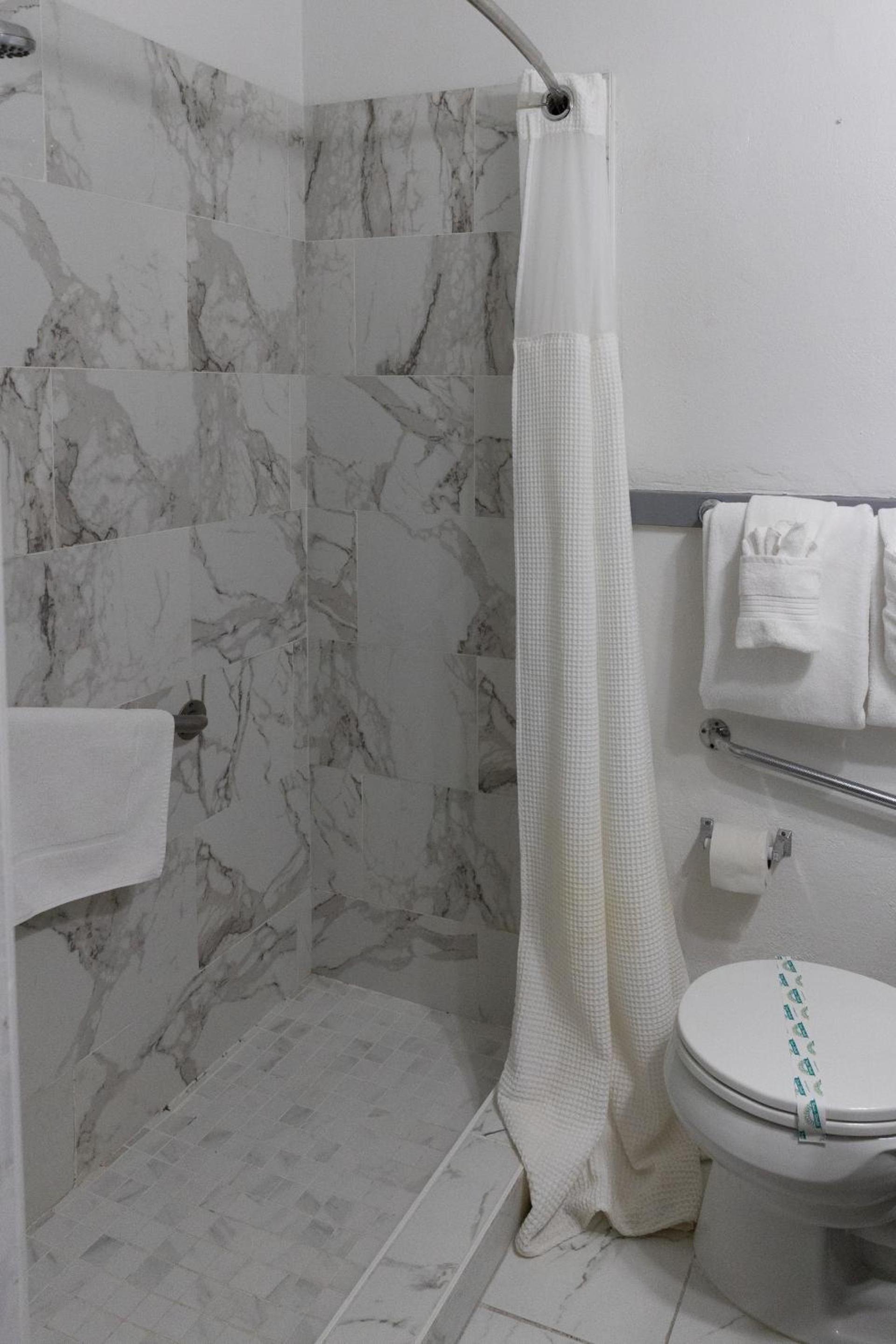 Hunter Arms Hotel photo 16