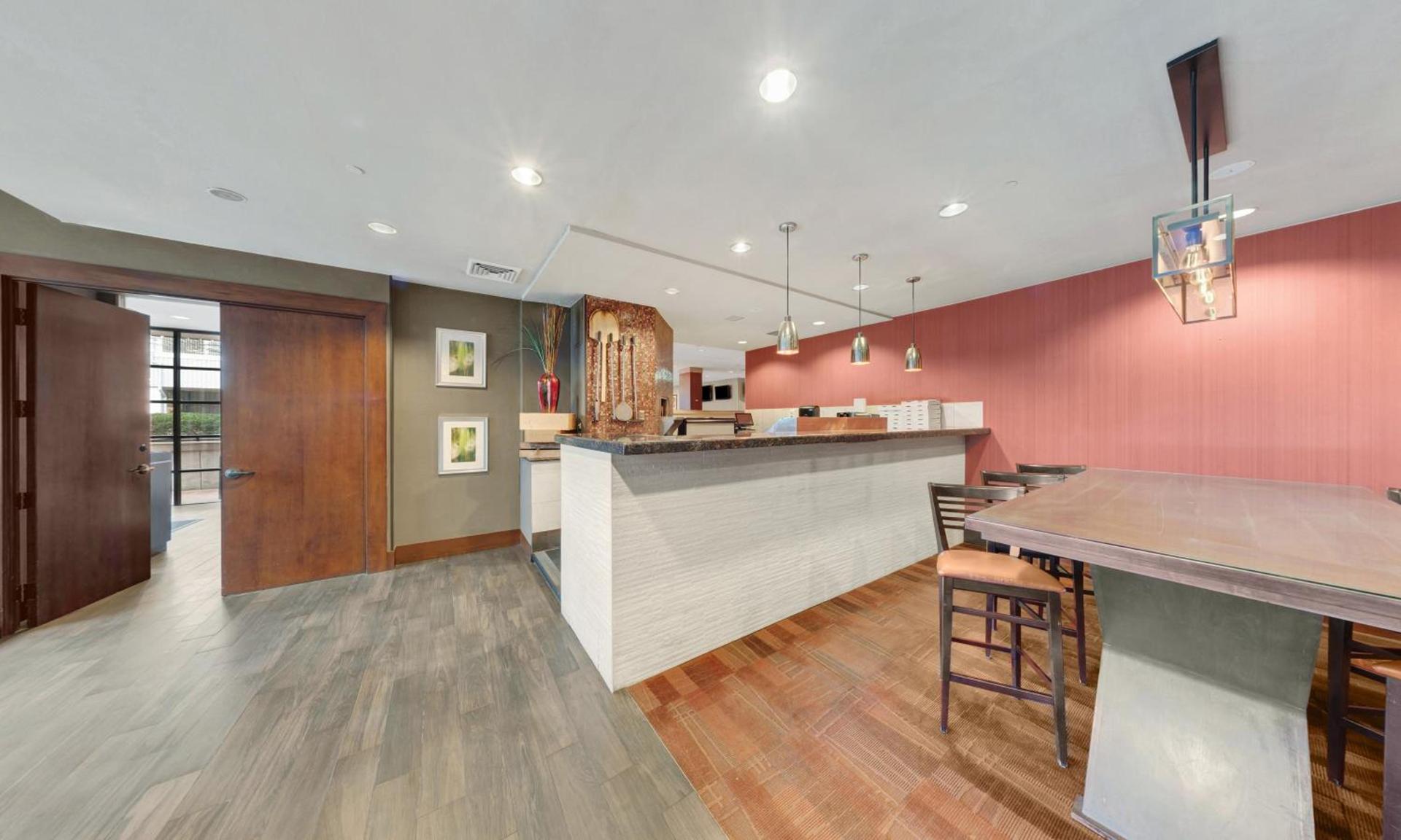 Delta Hotels by Marriott Baltimore North photo 2