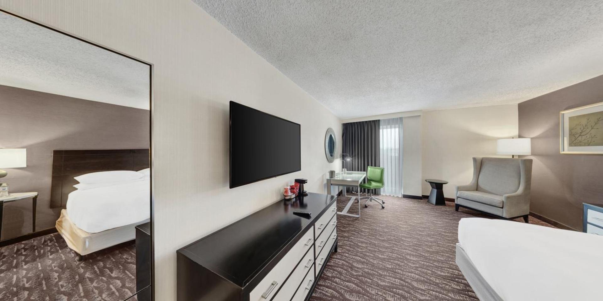 Delta Hotels by Marriott Baltimore North photo 5