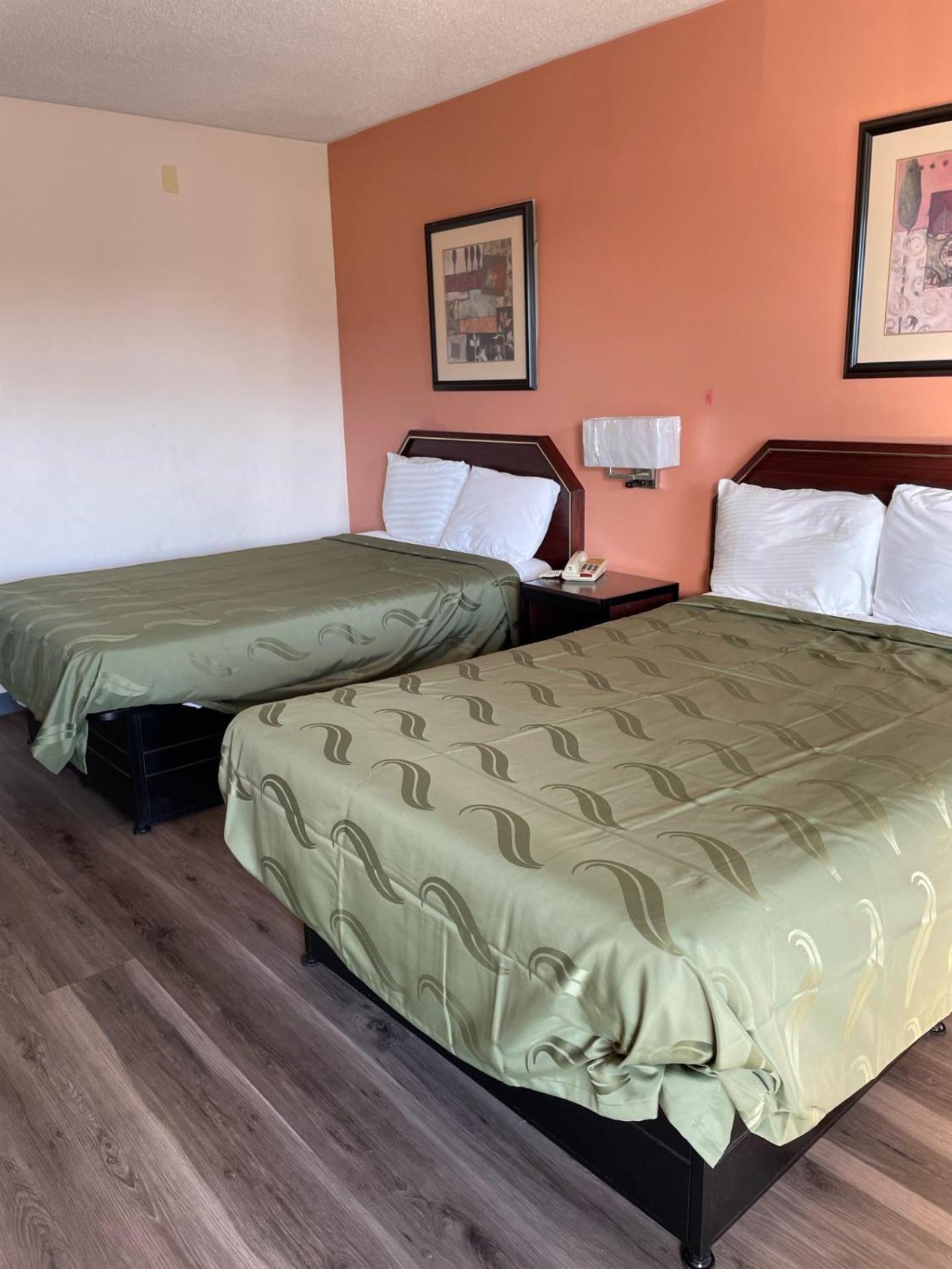Express Inn-Rahway photo 20
