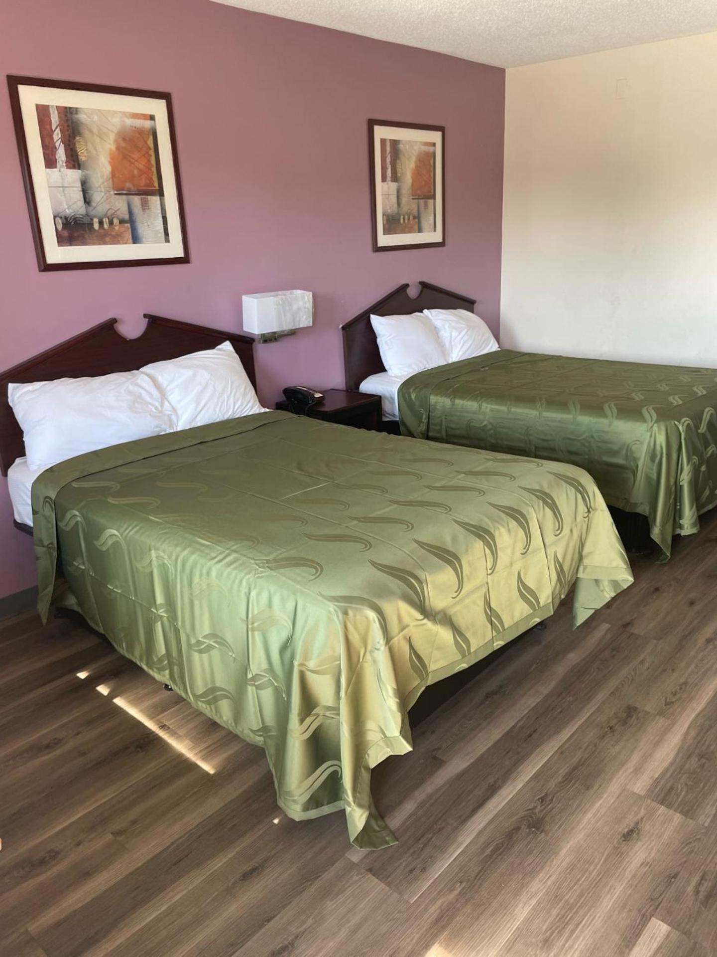 Express Inn-Rahway photo 17