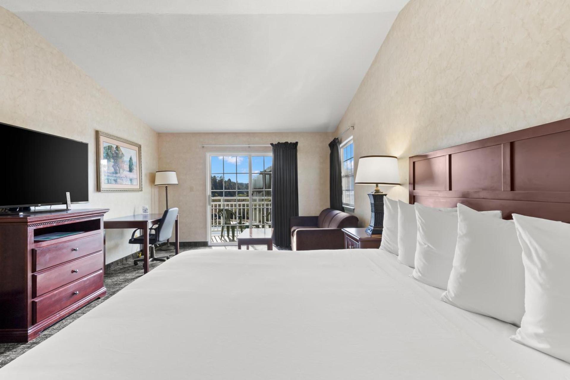 Beach House Inn photo 2
