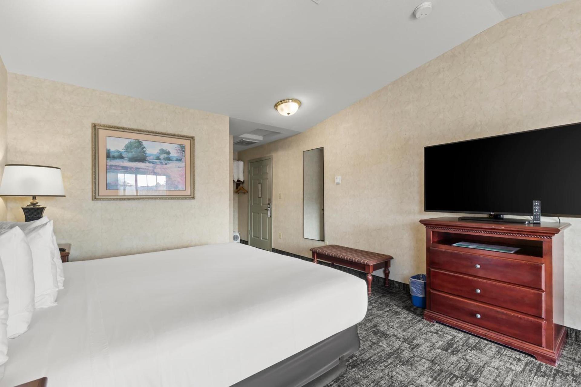 Beach House Inn photo 42