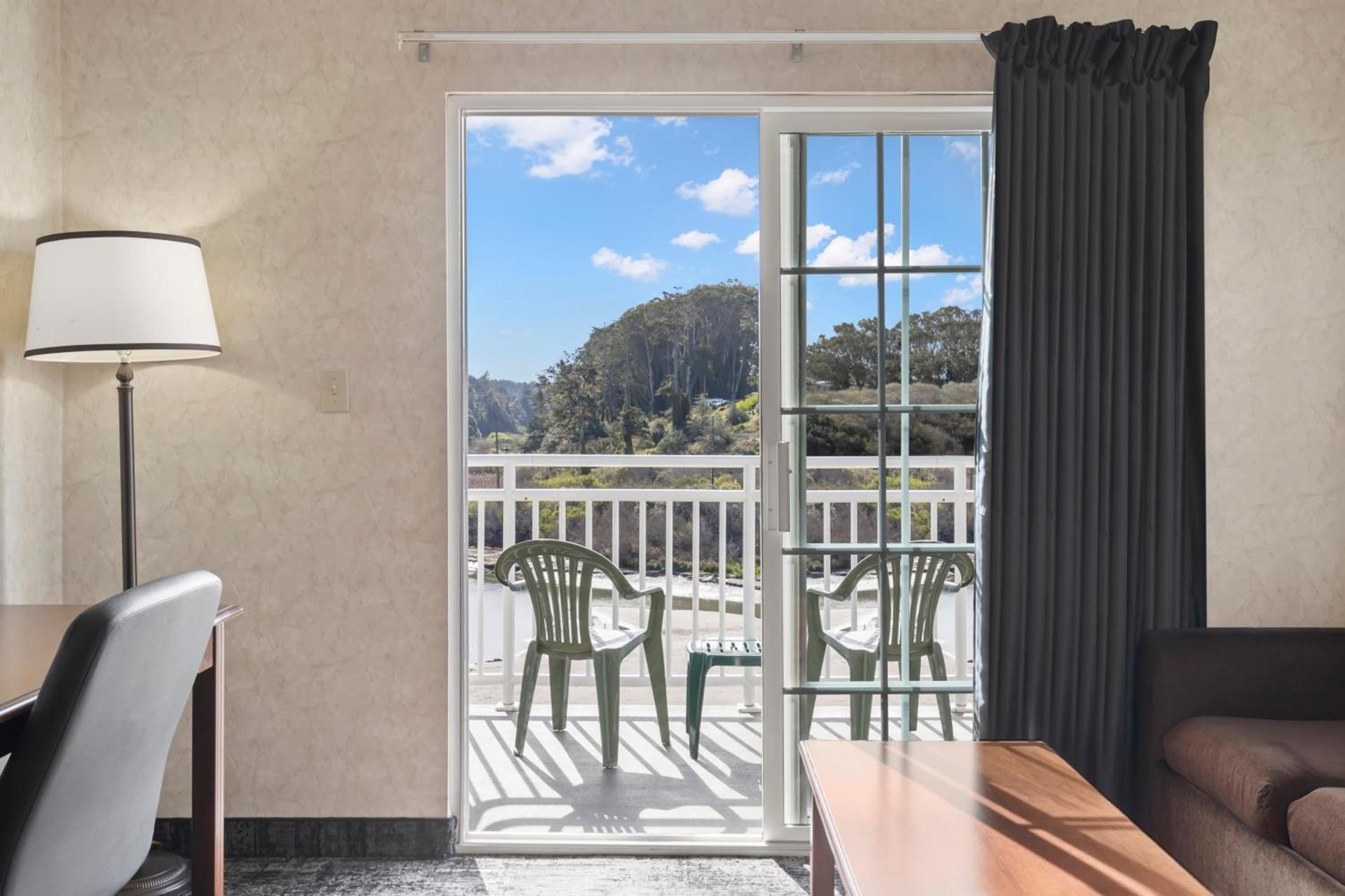 Beach House Inn photo 44