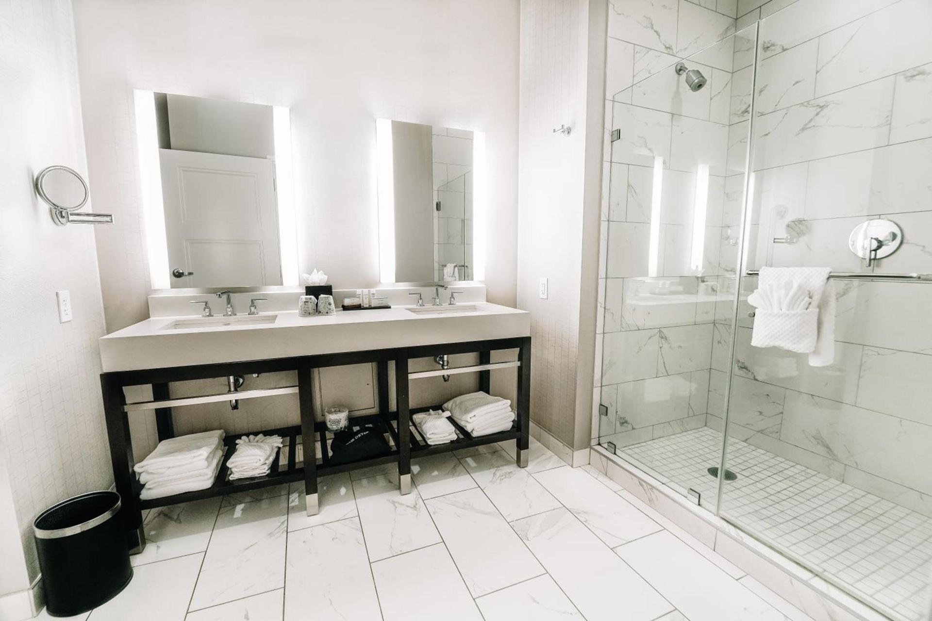 Embassy Suites Louisville Downtown photo 97