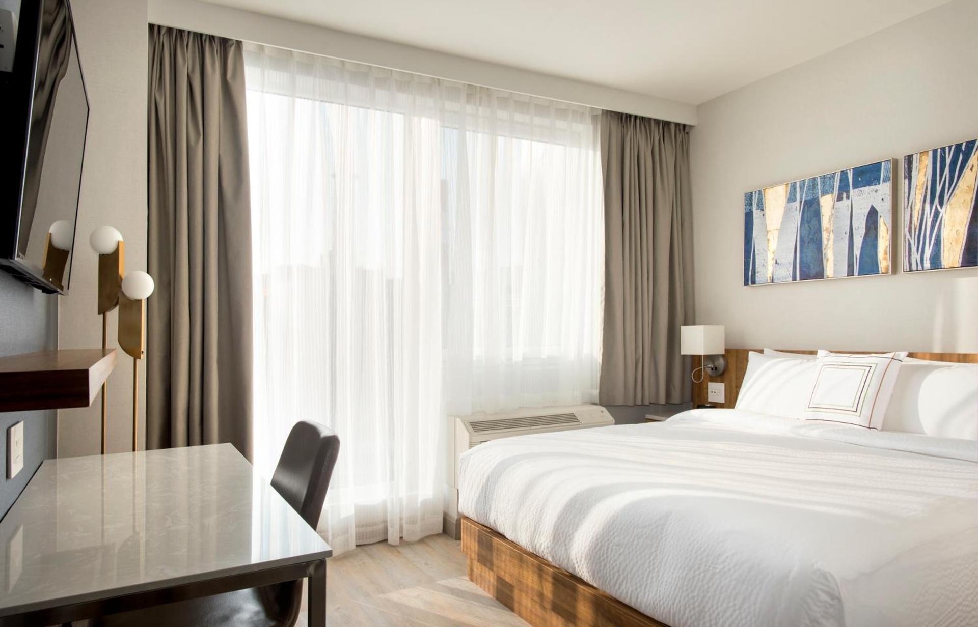 TownePlace Suites by Marriott New York Long Island City photo 2