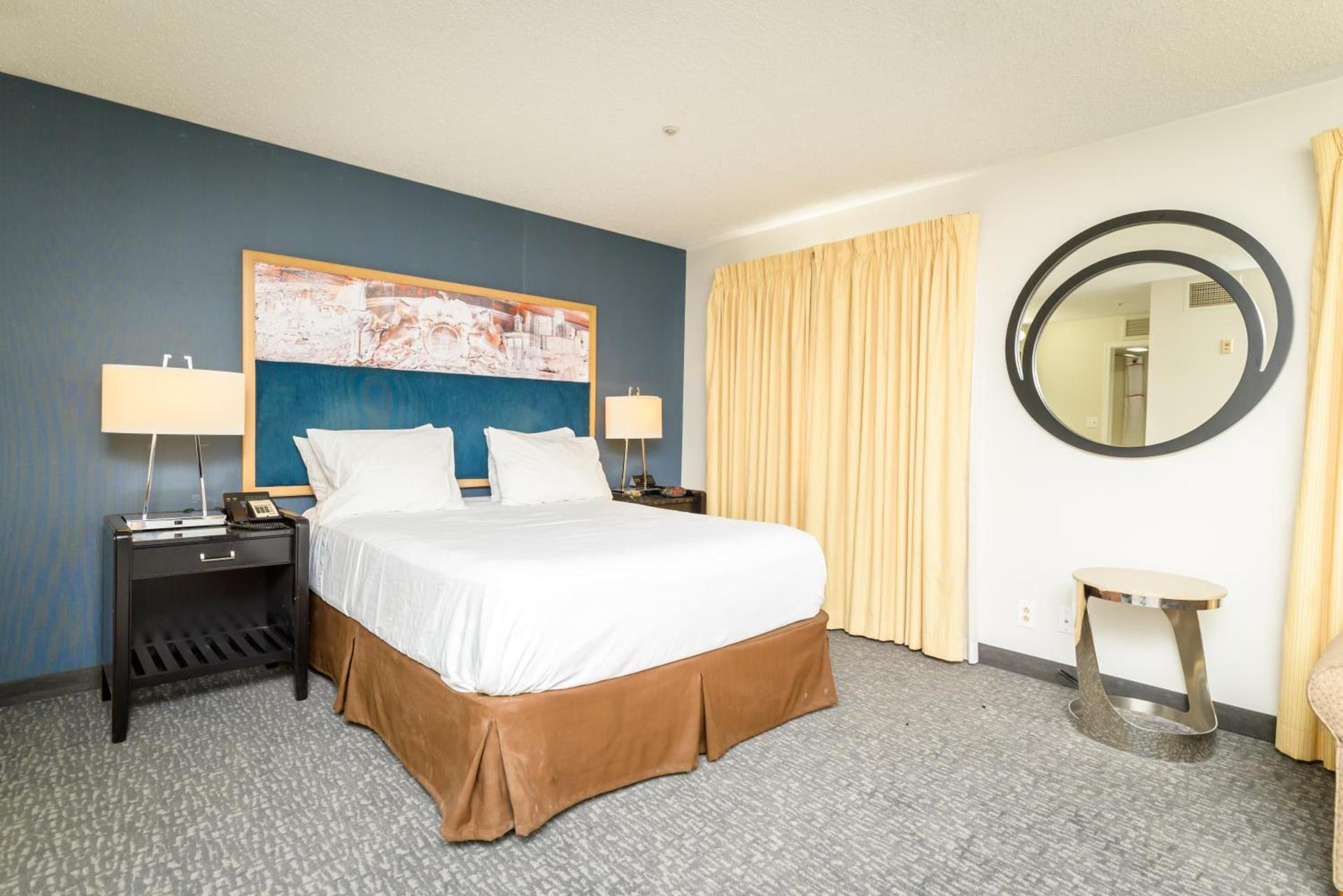 Philadelphia Suites at Airport - An Extended Stay Hotel photo 37