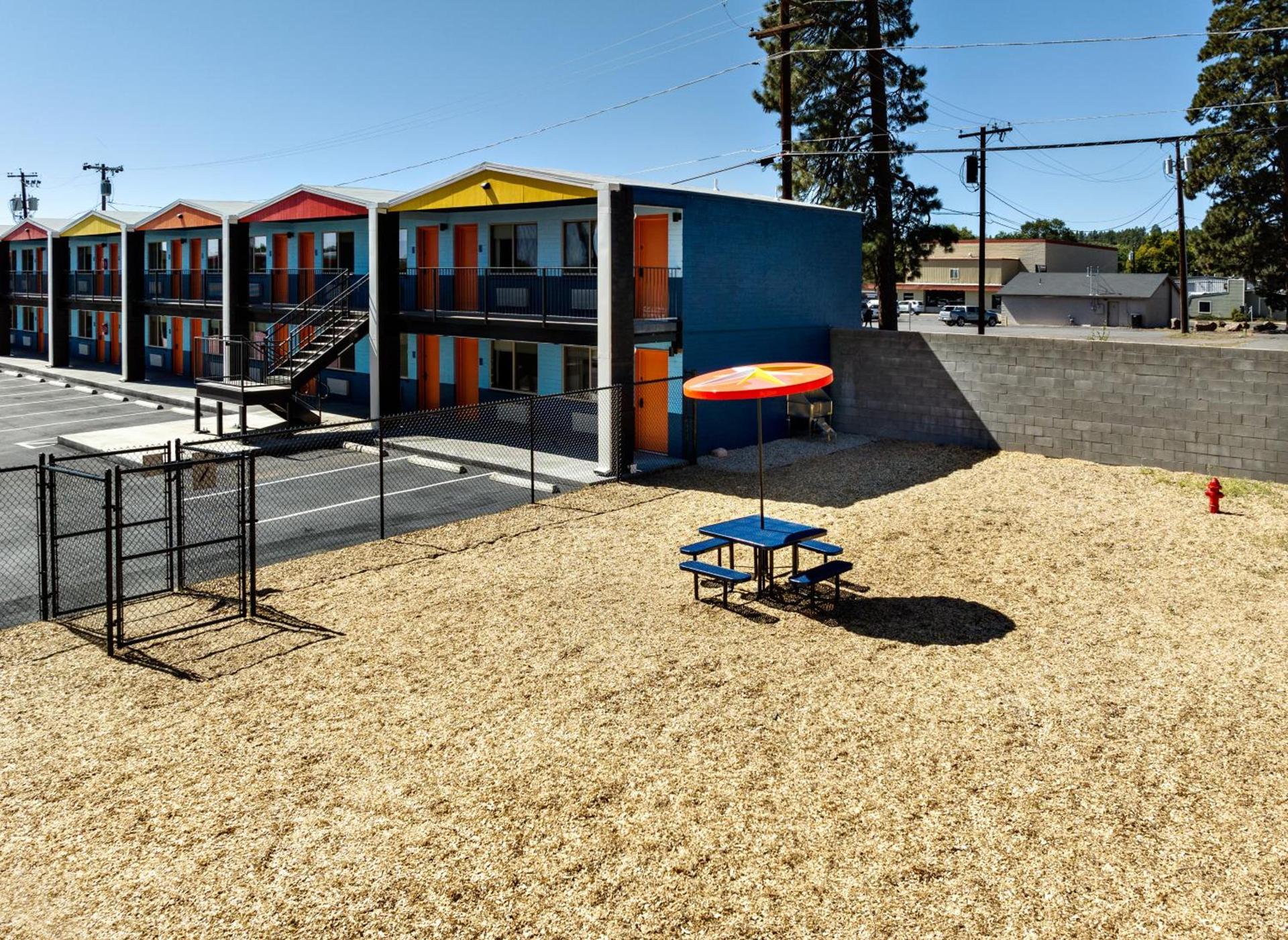 Americana Motor Hotel photo 24