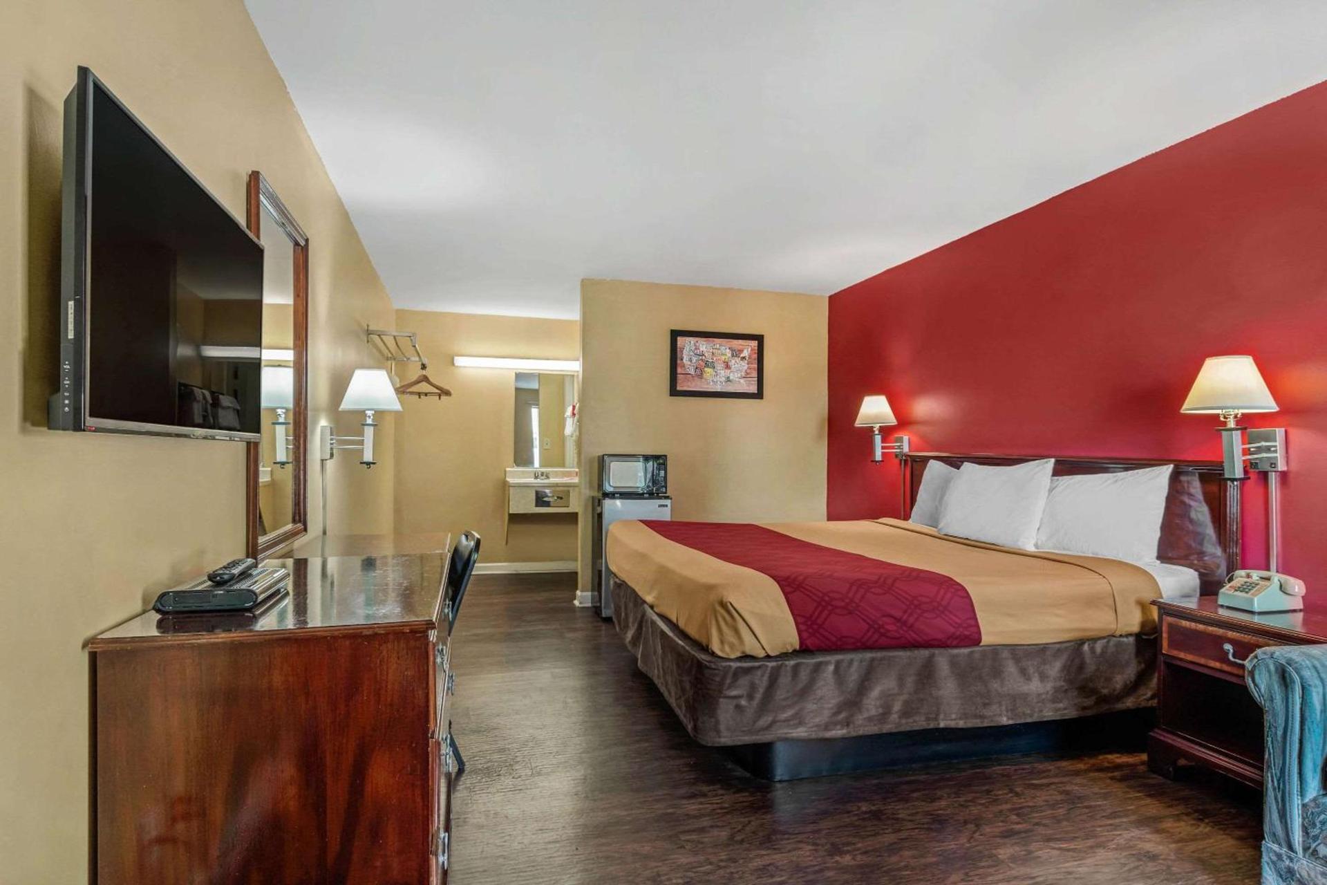 Econo Lodge Union City - Atlanta South photo 18