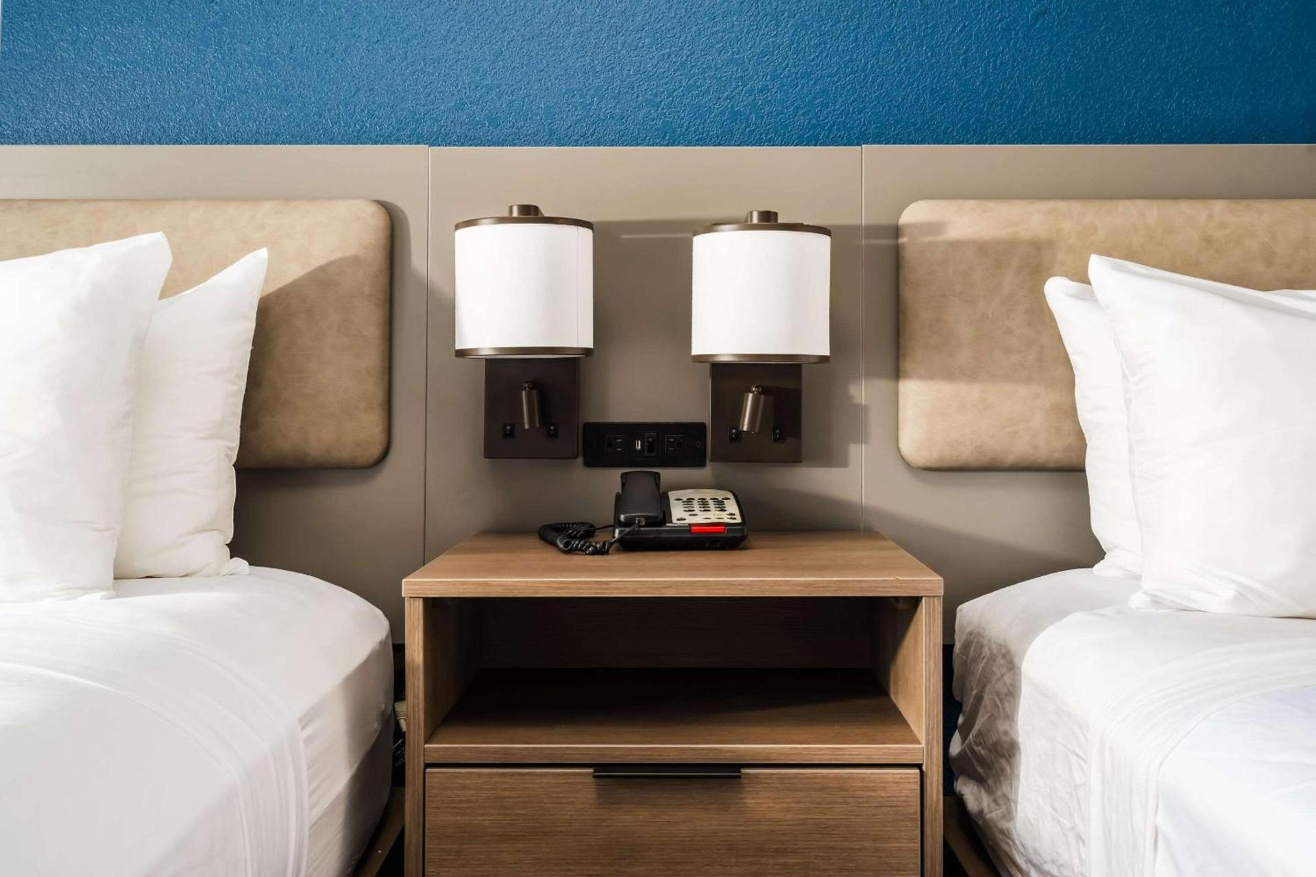 Comfort Suites Columbia Northeast - Fort Jackson photo 26