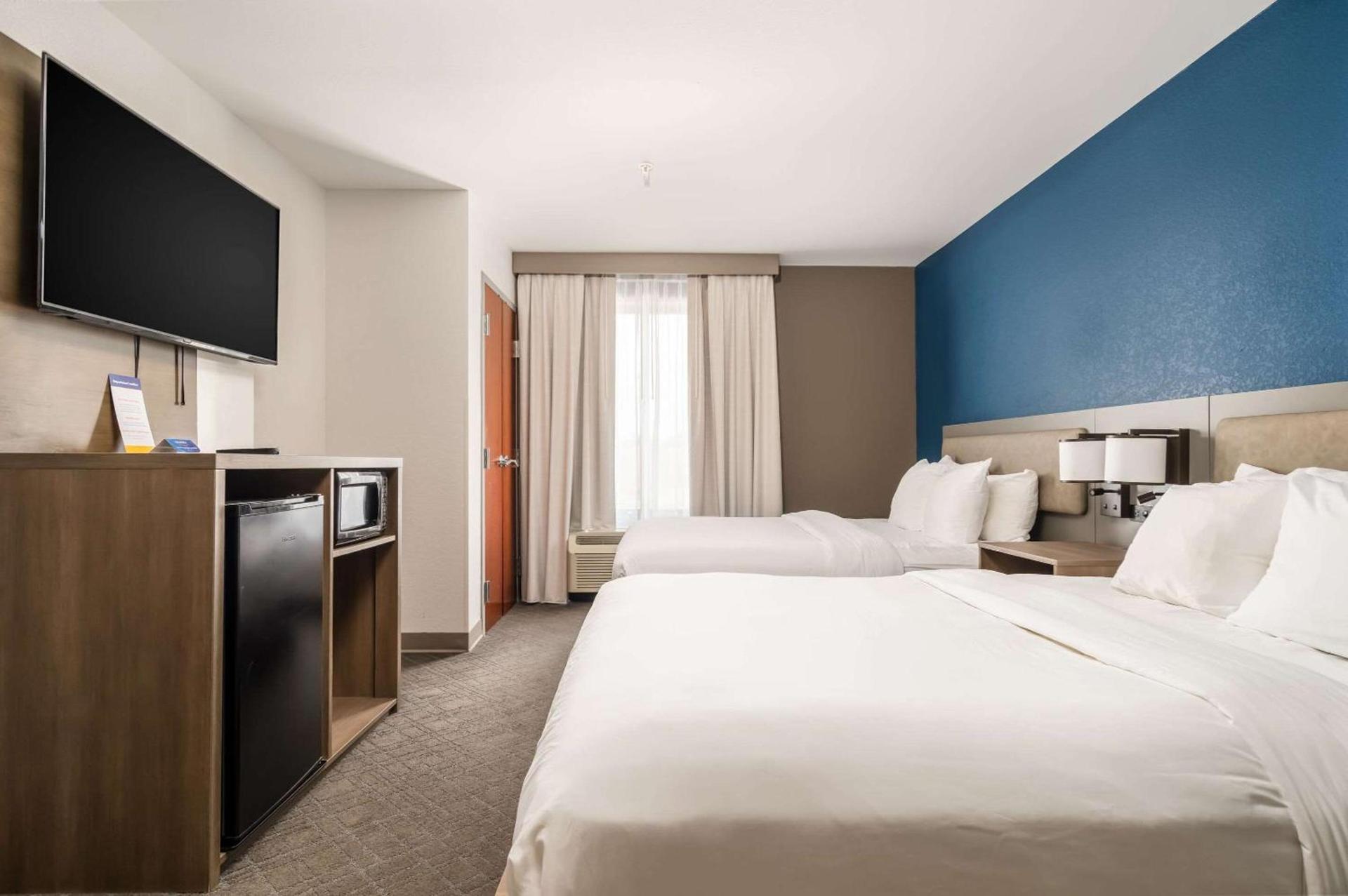 Comfort Suites Columbia Northeast - Fort Jackson photo 27