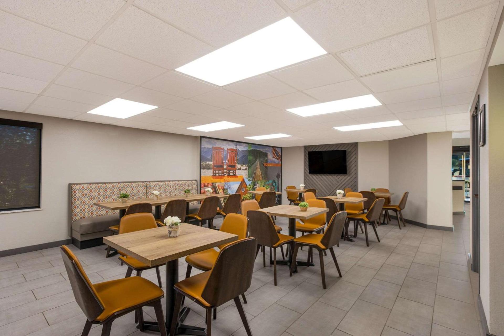 Clarion Pointe Sevierville-Pigeon Forge photo 43