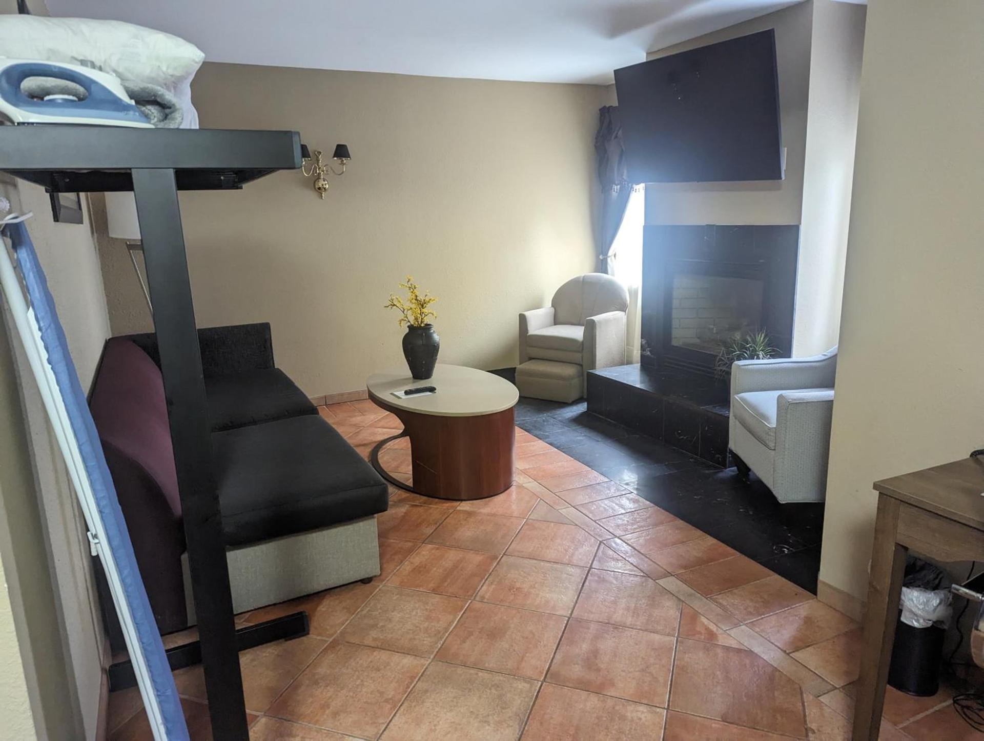 Quality Inn & Suites Northampton - Amherst photo 41