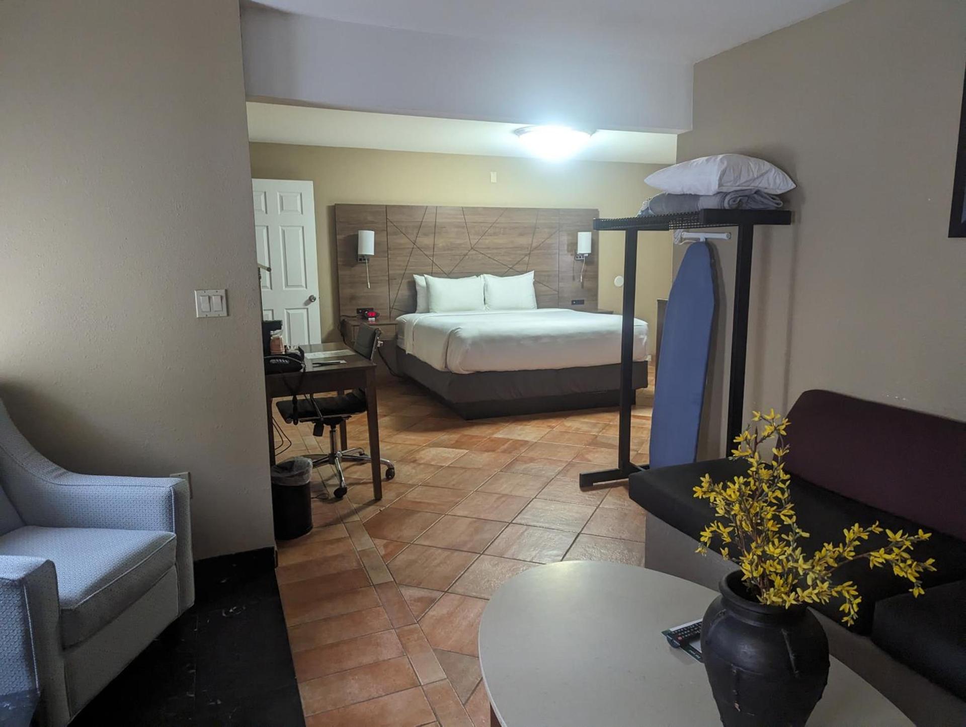 Quality Inn & Suites Northampton - Amherst photo 5
