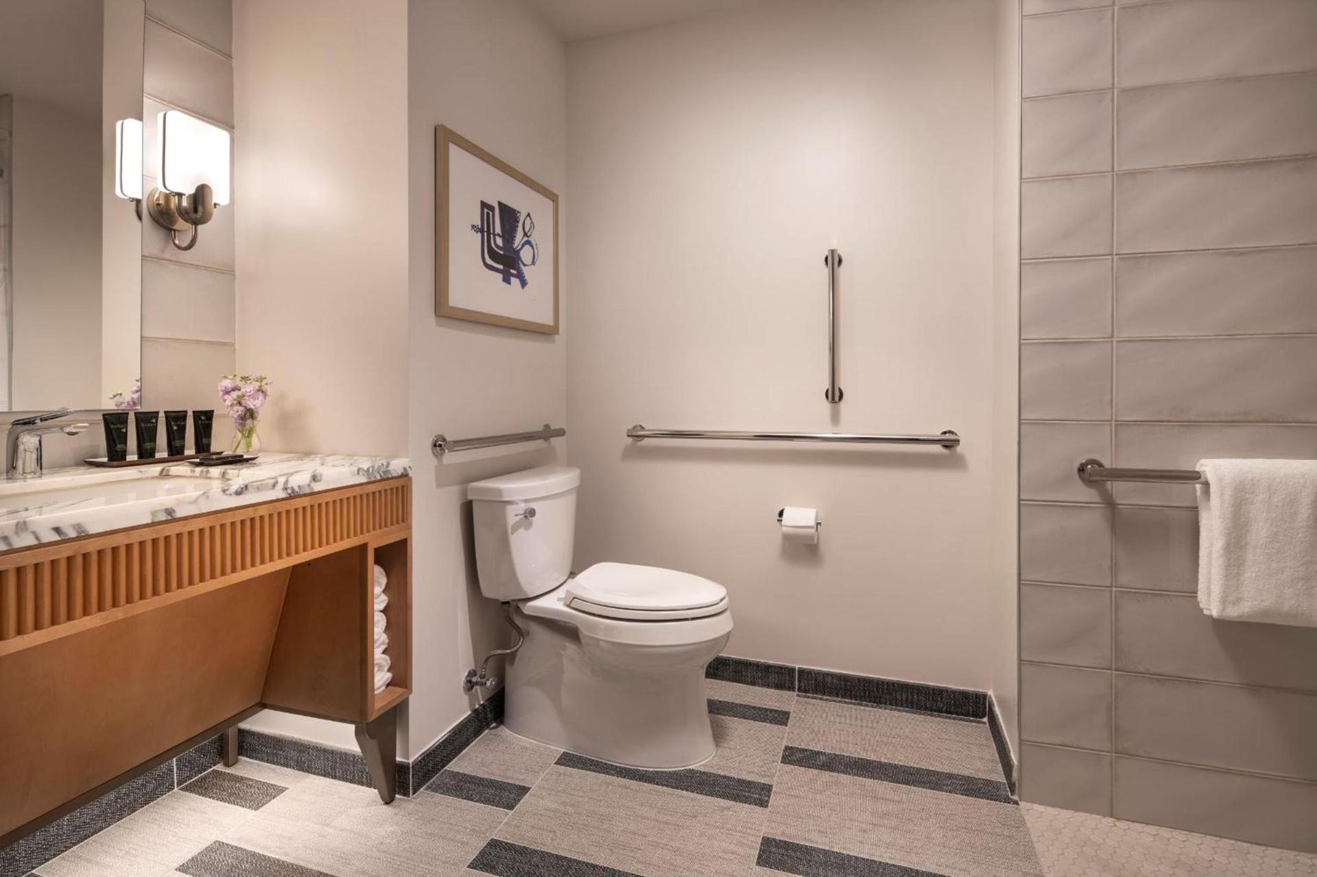 Hyatt Centric Downtown Nashville photo 39