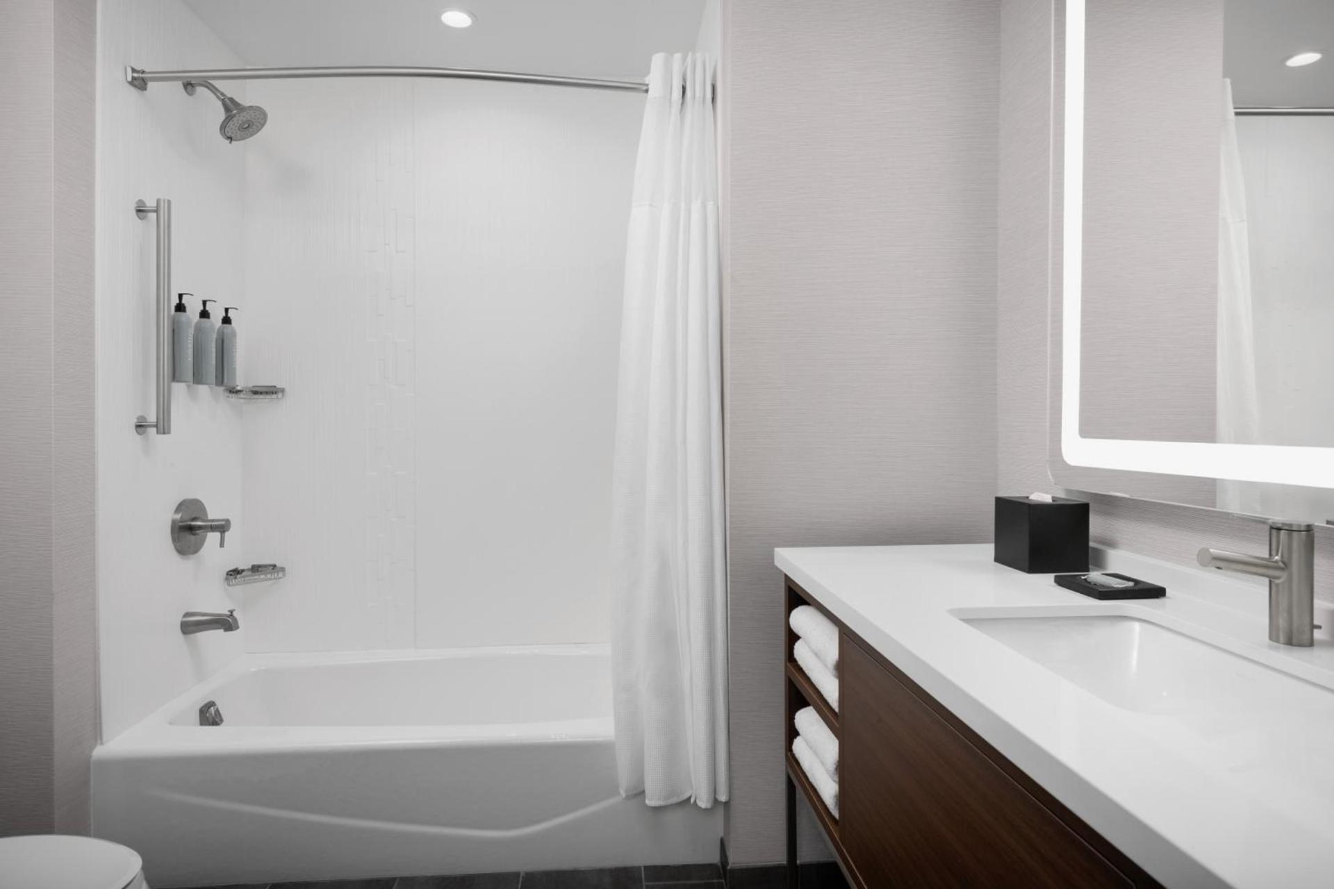 Courtyard by Marriott Bozeman photo 16
