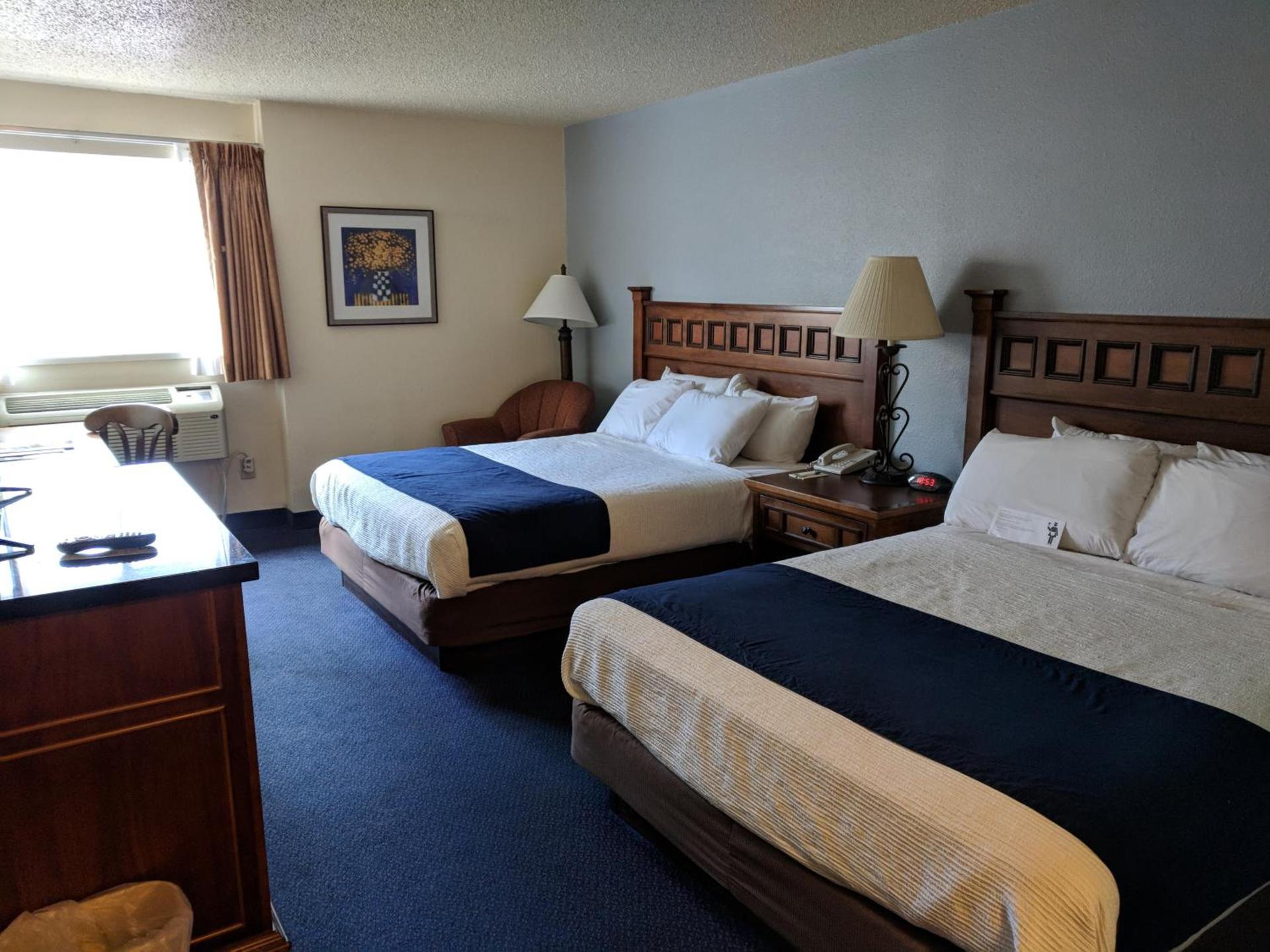 Broadway Inn Conference Center photo 39