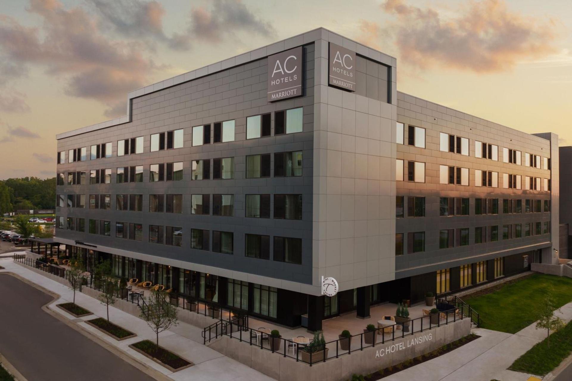 AC Hotel by Marriott Lansing University Area photo 1