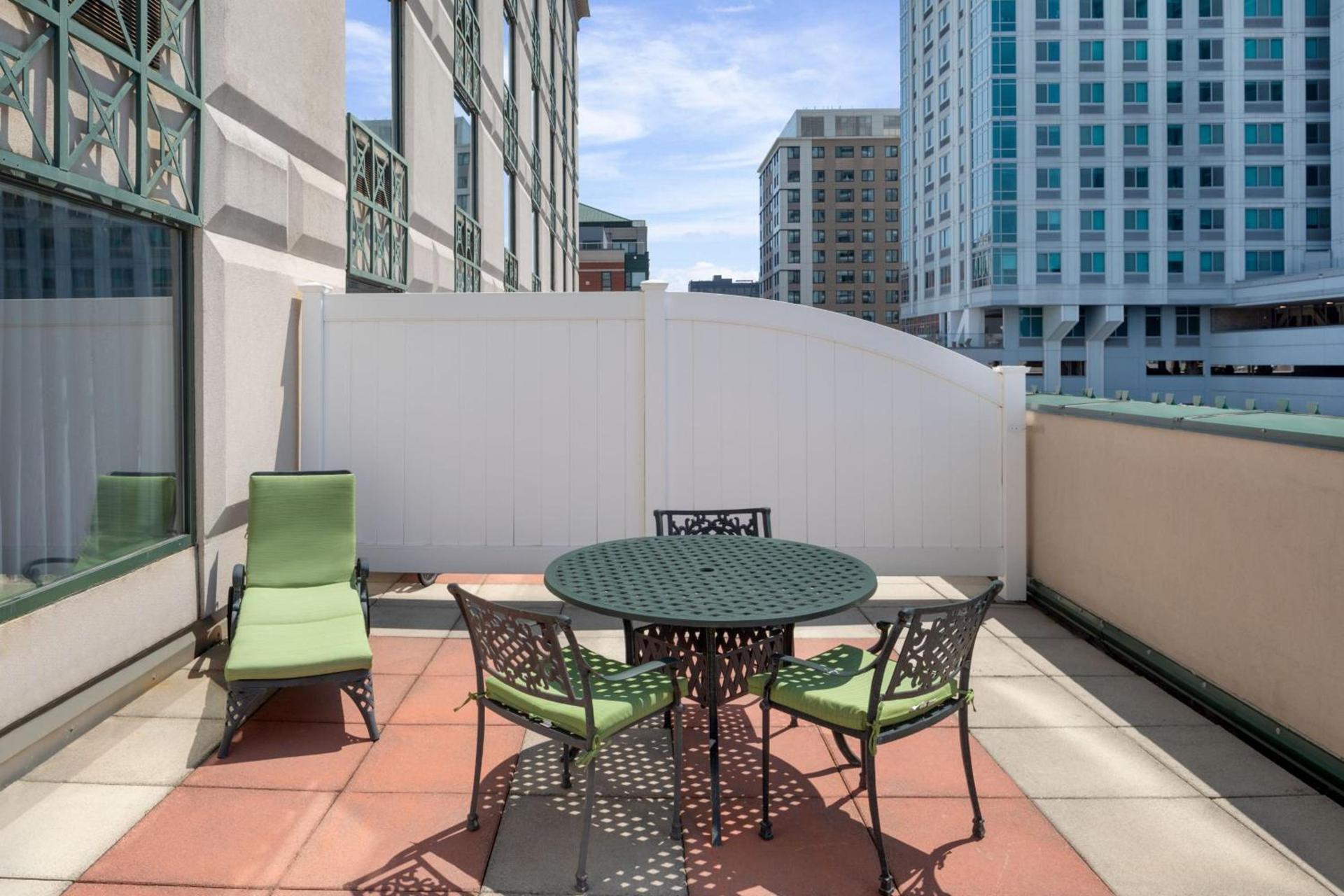 Courtyard by Marriott Stamford Downtown photo 11