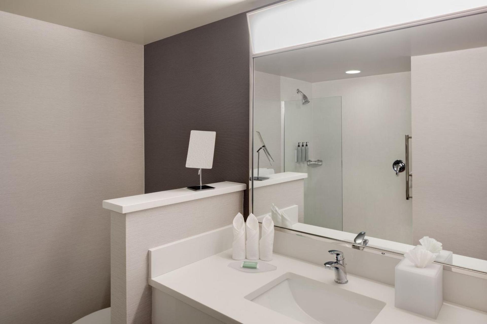 Courtyard by Marriott Stamford Downtown photo 19