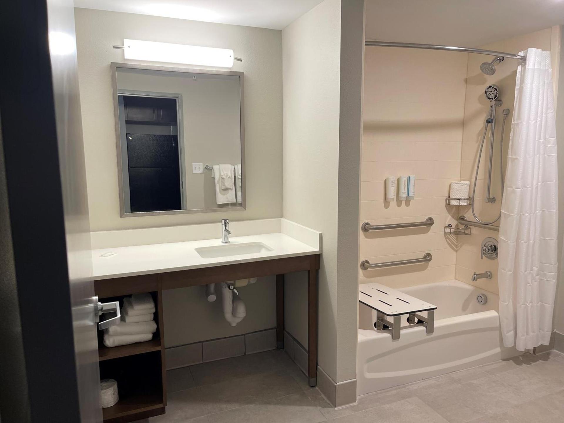 MainStay Suites Gatlinburg Downtown Area photo 8