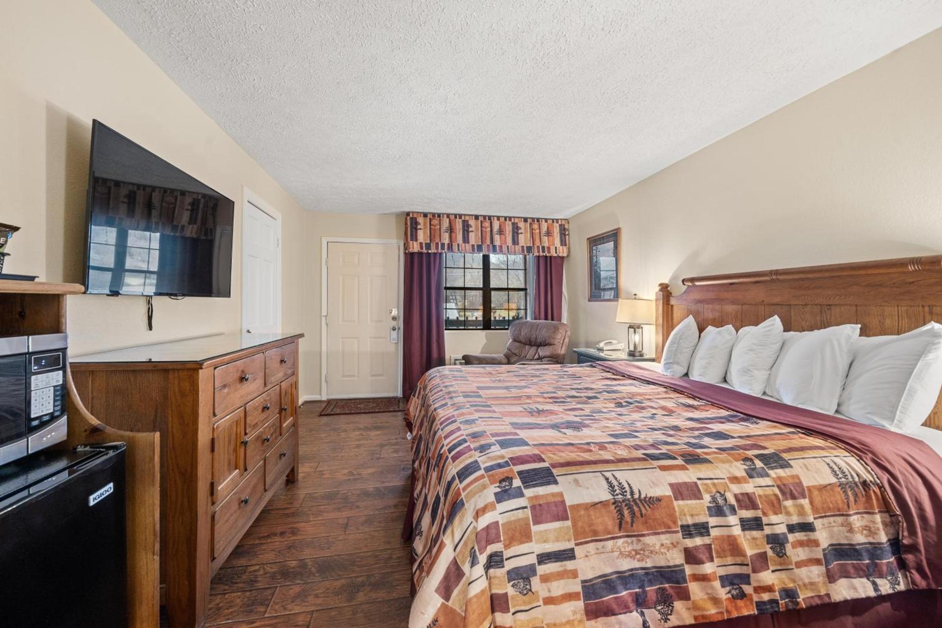 Jonathan Creek Inn and Villas photo 47
