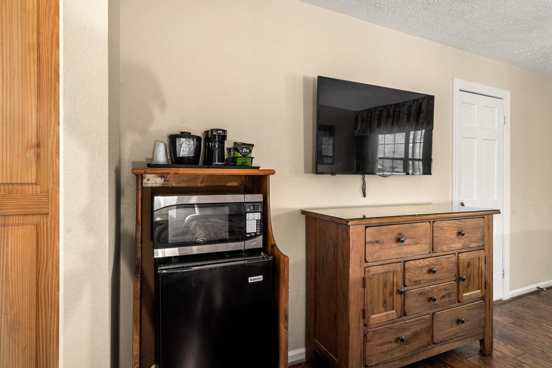 Jonathan Creek Inn and Villas photo 50
