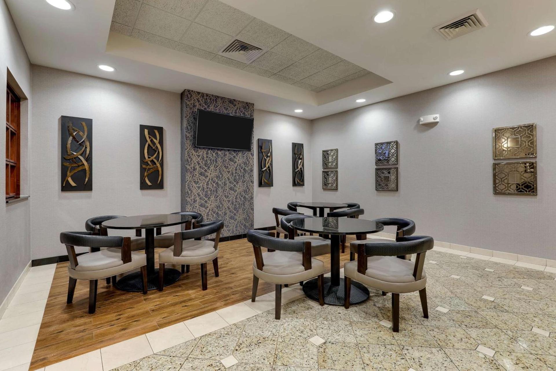 Drury Inn & Suites St Joseph photo 5