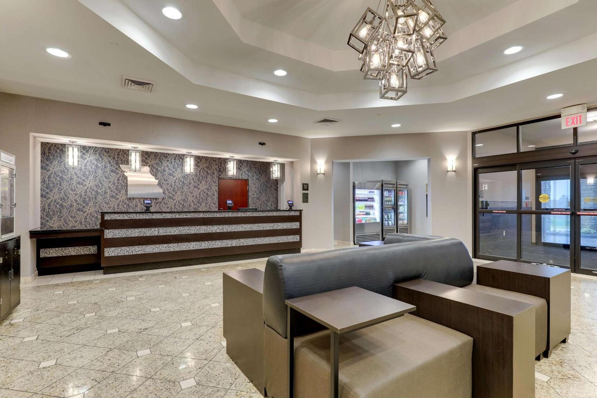 Drury Inn & Suites St Joseph photo 6