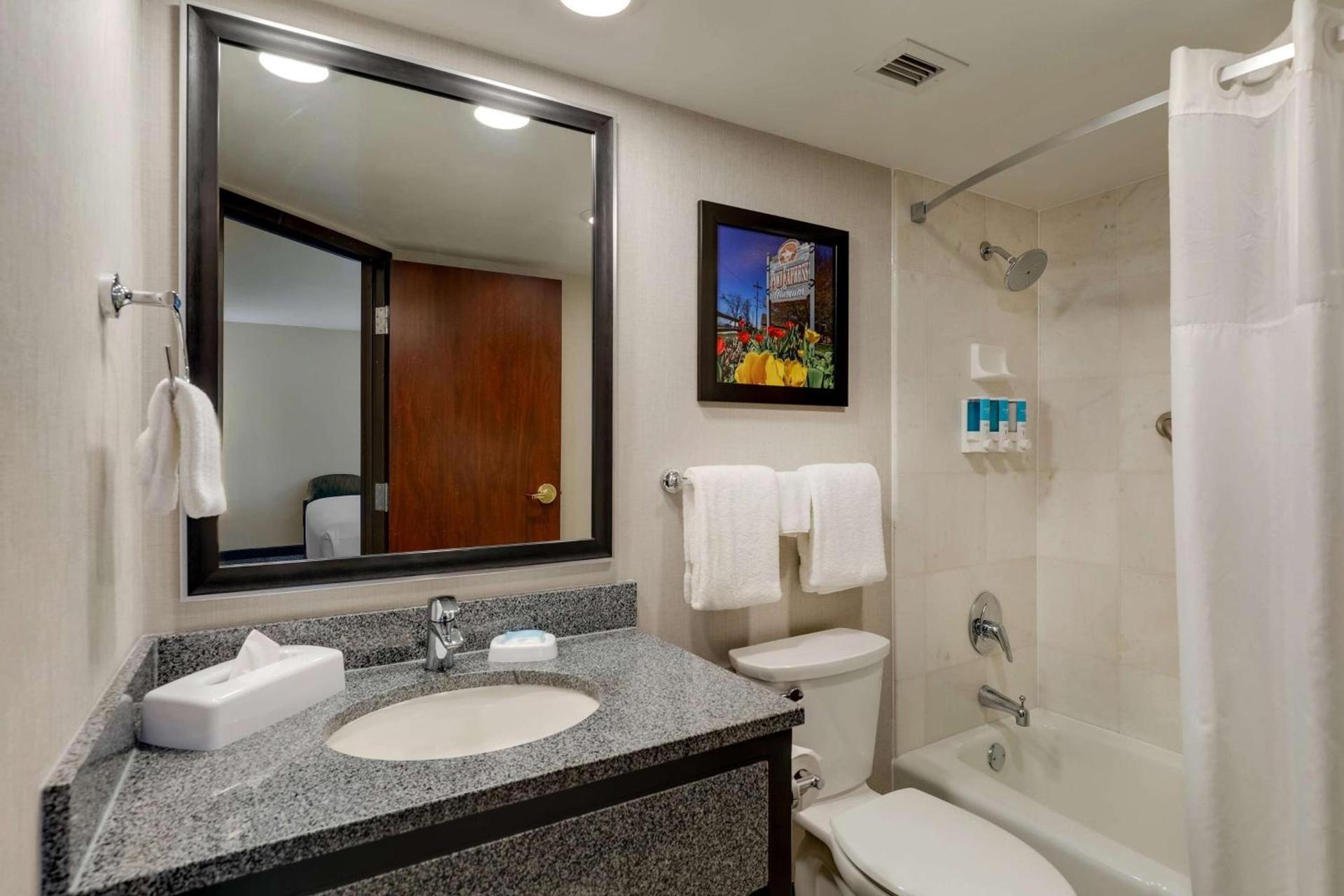 Drury Inn & Suites St Joseph photo 24