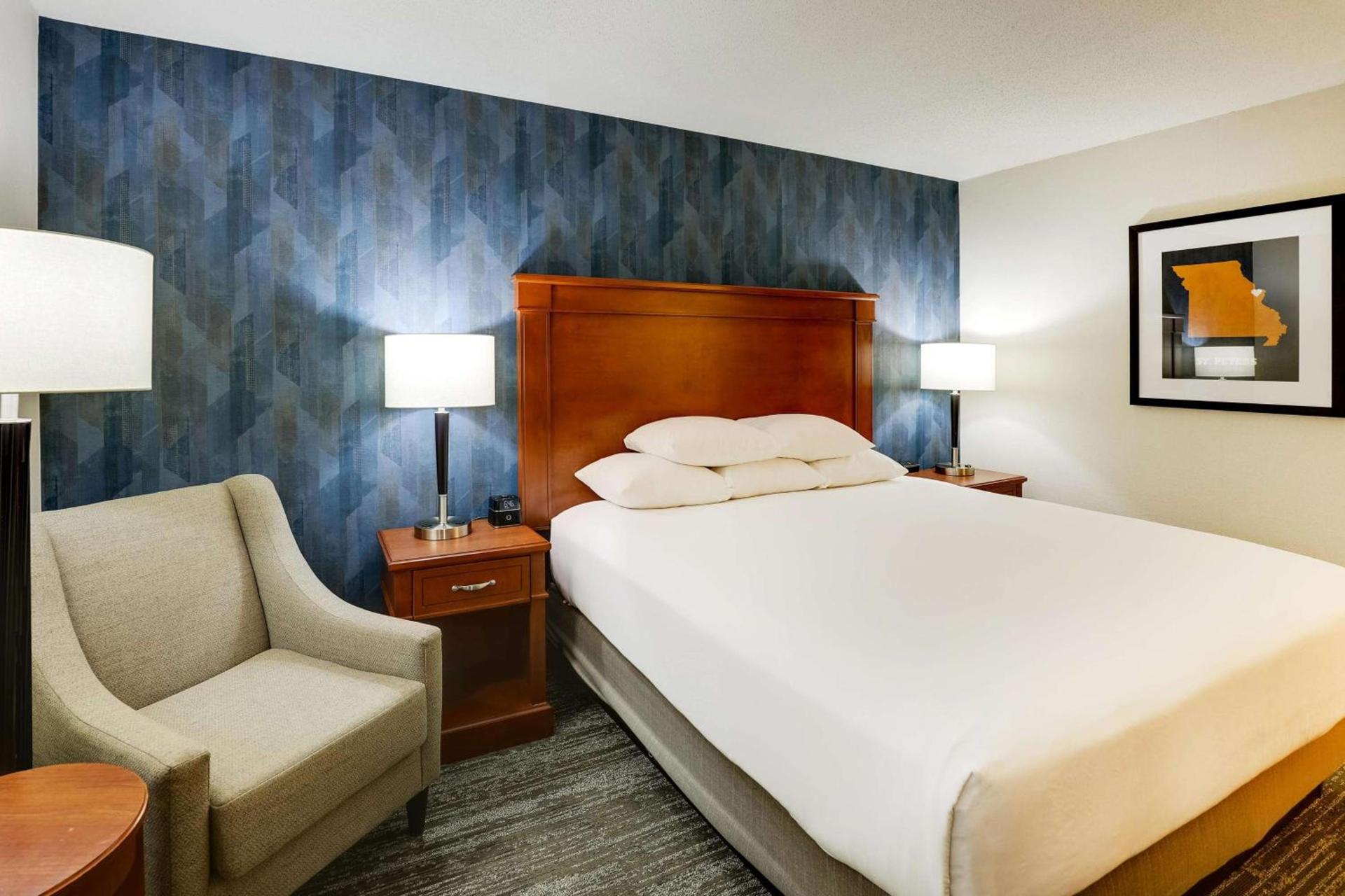 Drury Inn & Suites St. Louis St. Peters photo 11