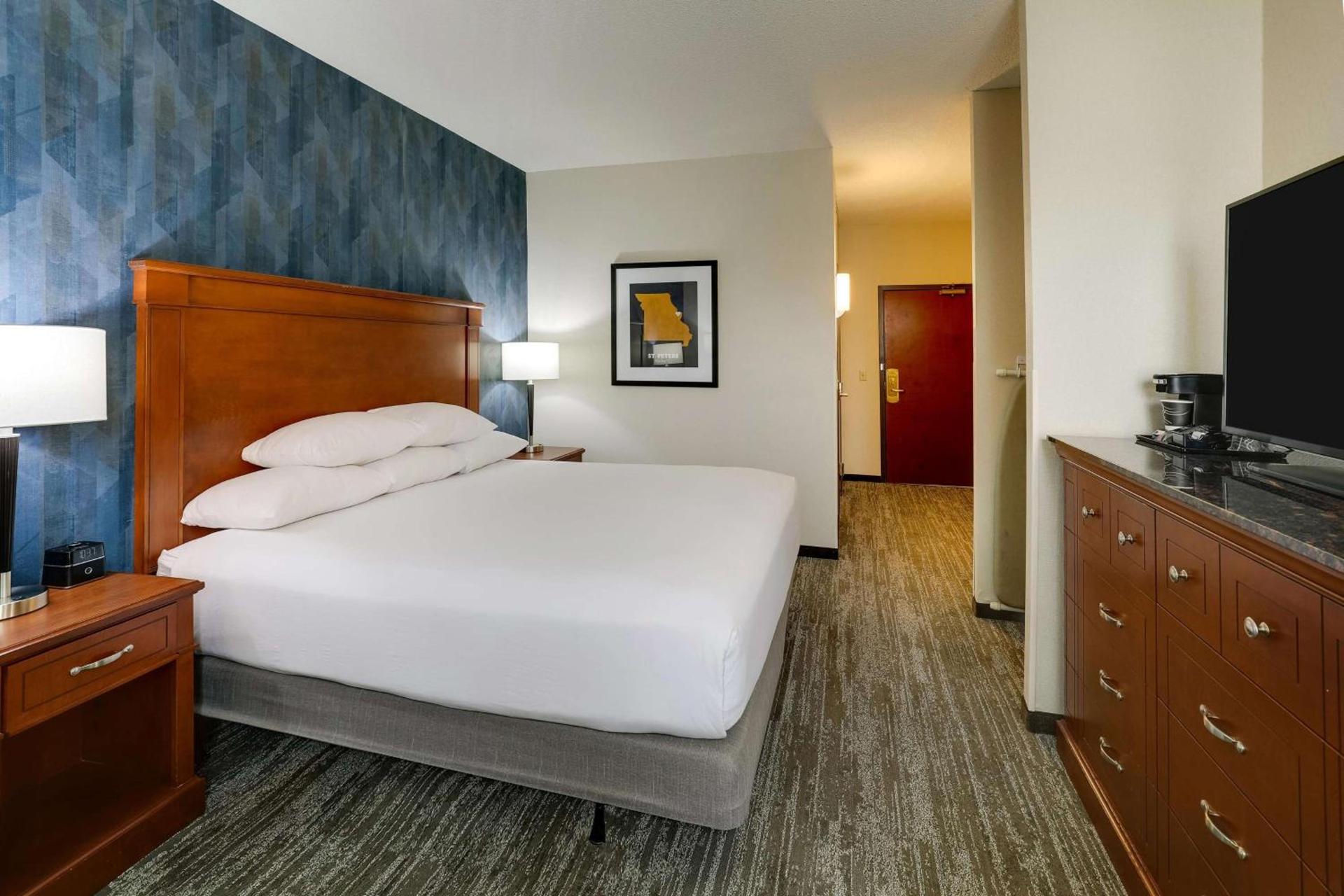 Drury Inn & Suites St. Louis St. Peters photo 15