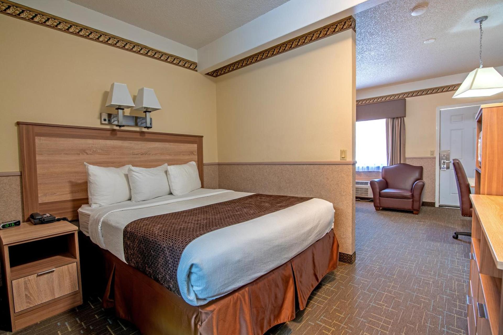 Silver Spruce Inn photo 14