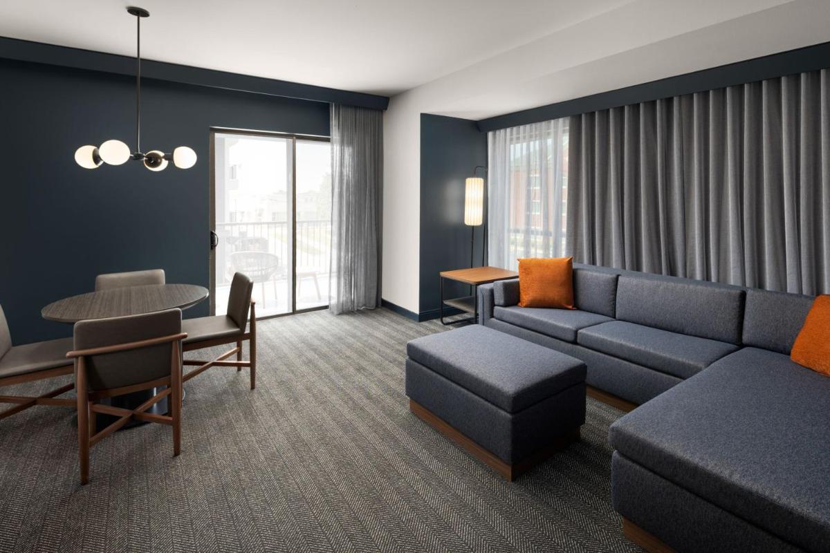 Courtyard by Marriott Gainesville GA photo 17