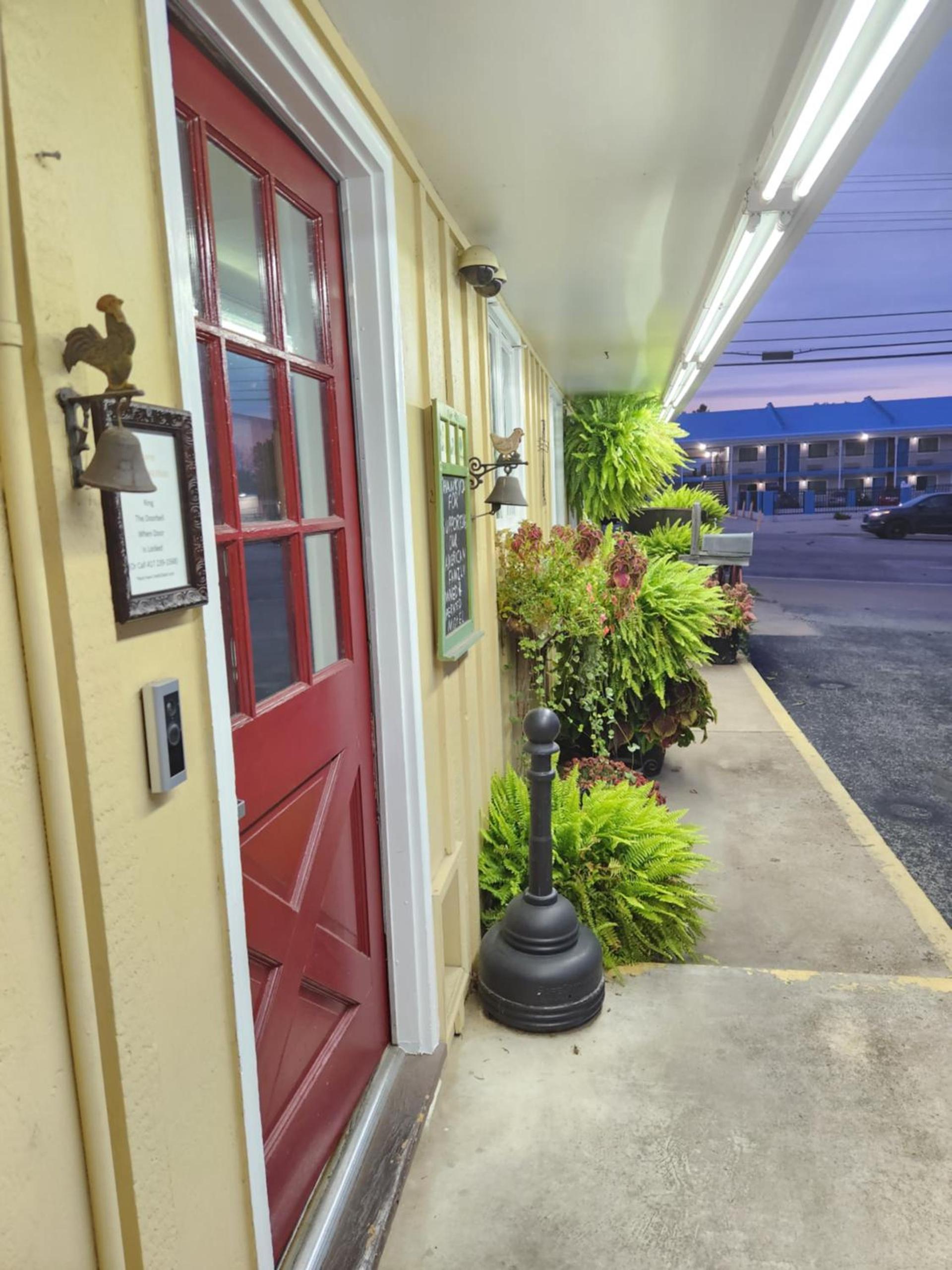Homestead Motel photo 44