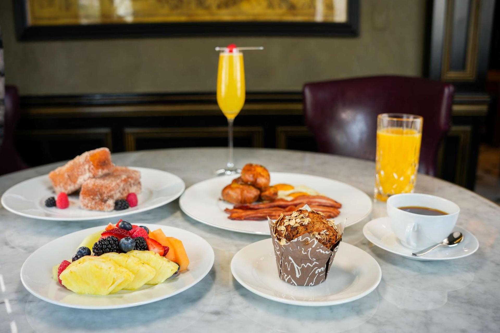 Waldorf Astoria Chicago photo 16
