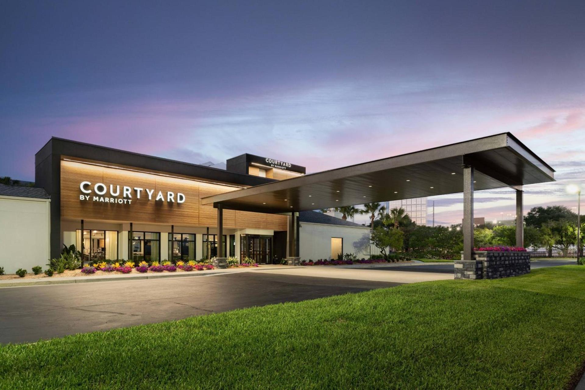 Courtyard Tampa Westshore/Airport photo 1
