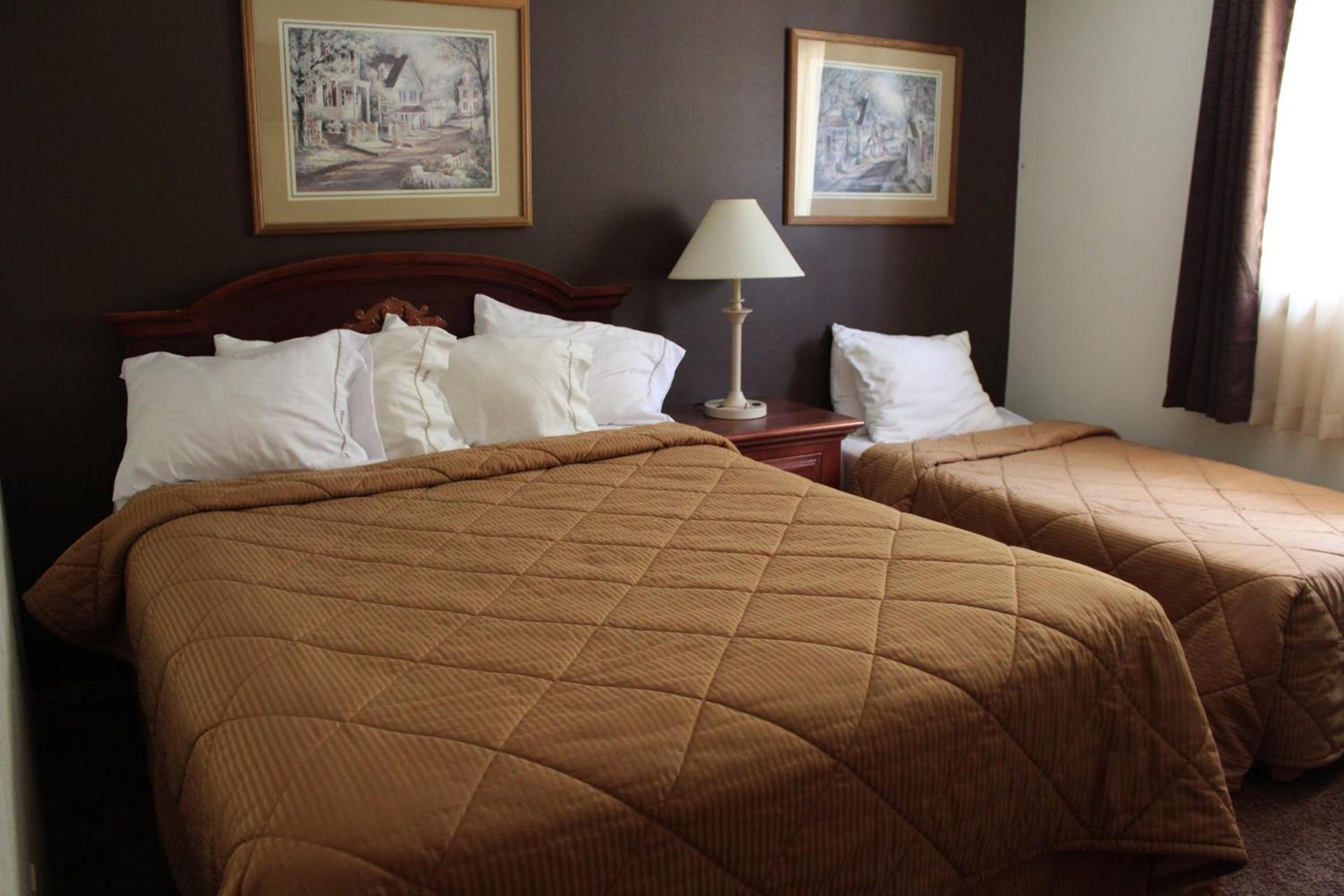 Gold Country Inn photo 17