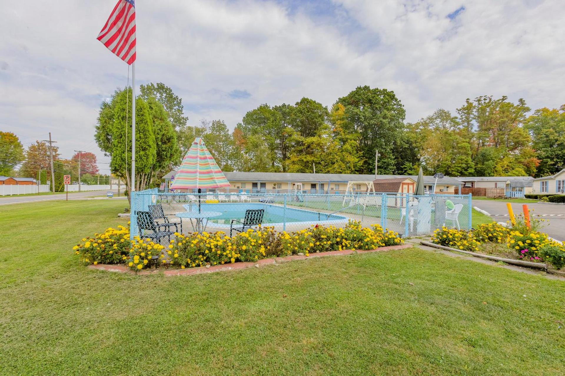 Parkside Motel by OYO Meadville Conneaut Lake photo 47