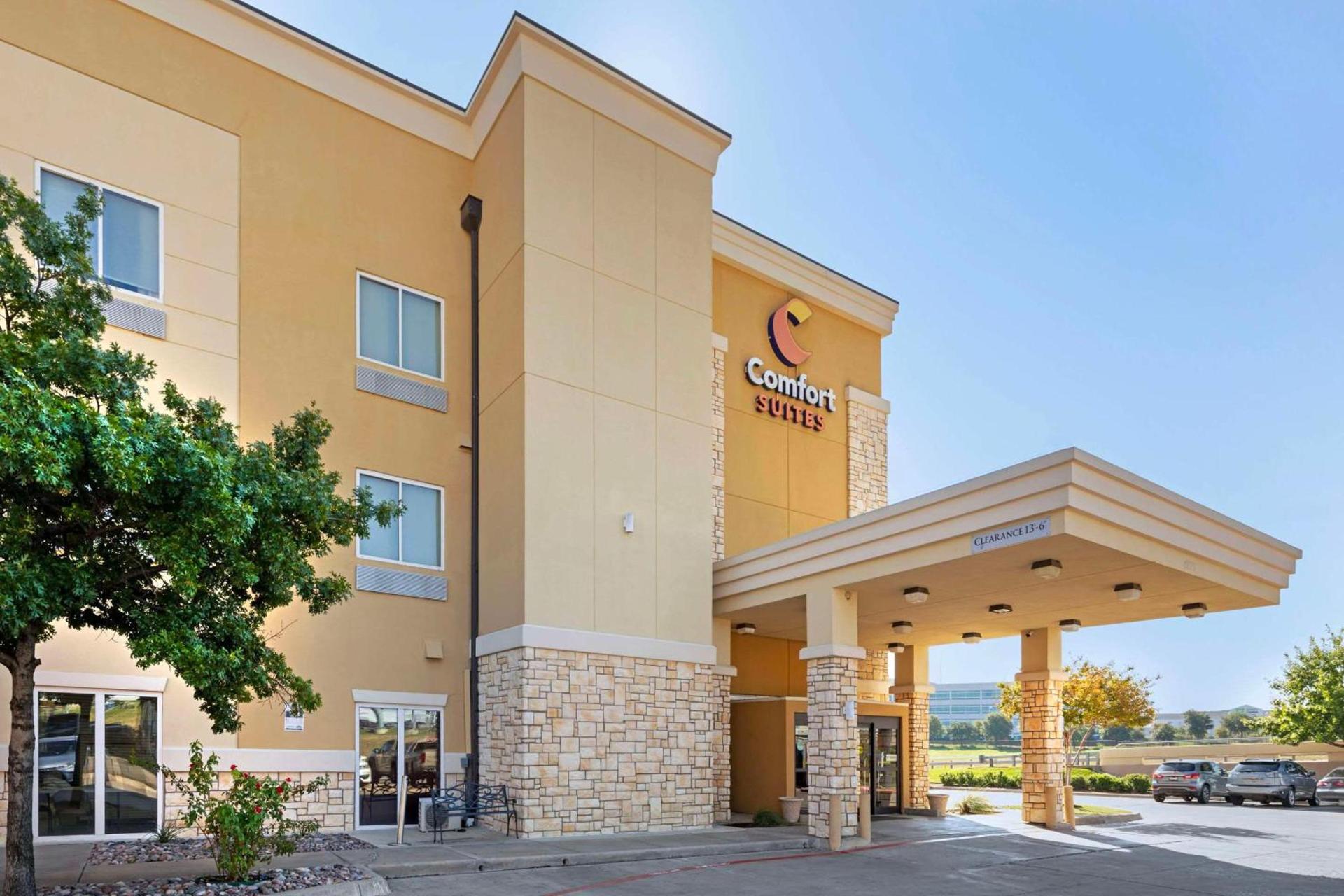 Comfort Suites West Dallas - Cockrell Hill photo 3