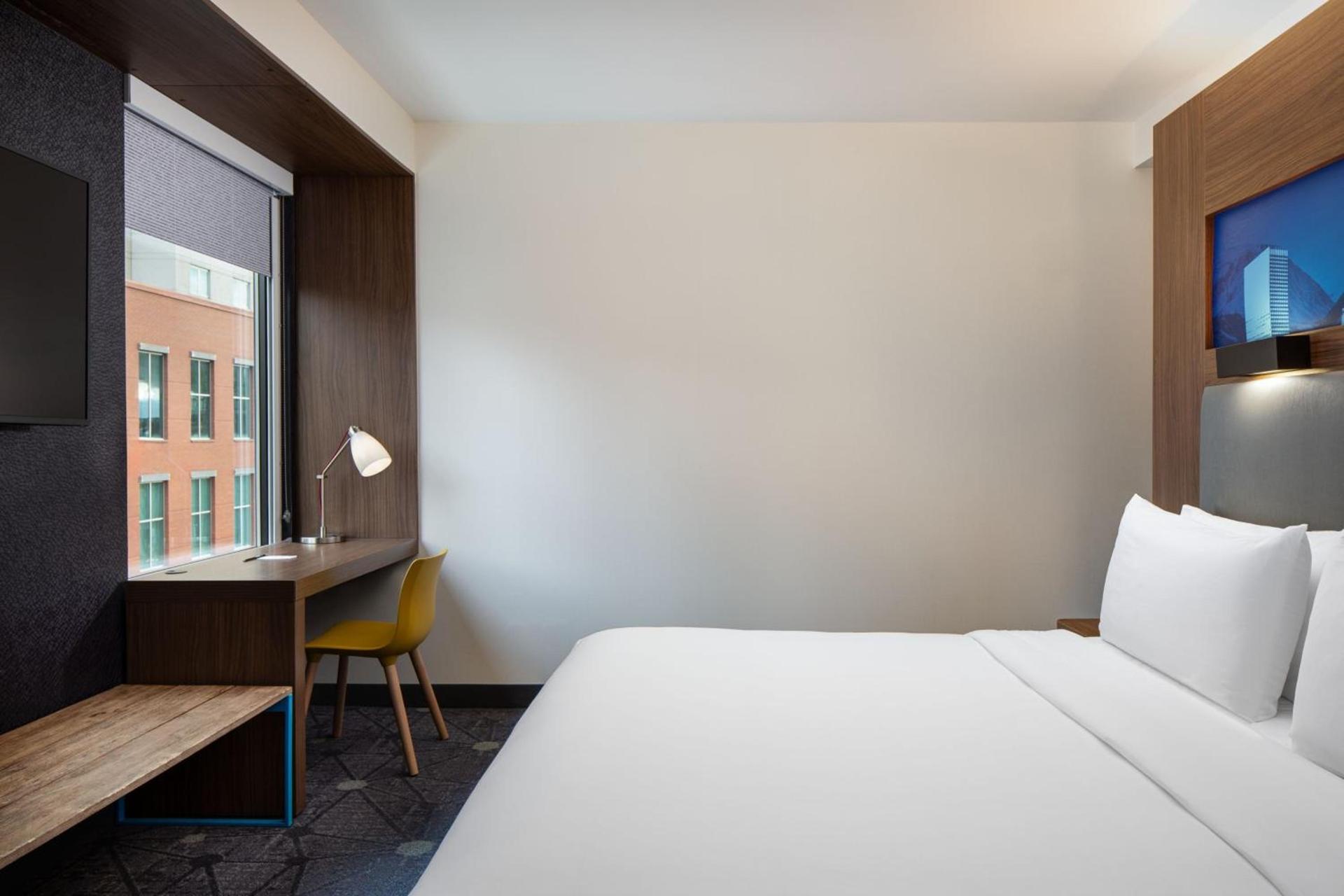 Aloft by Marriott Denver Downtown photo 8