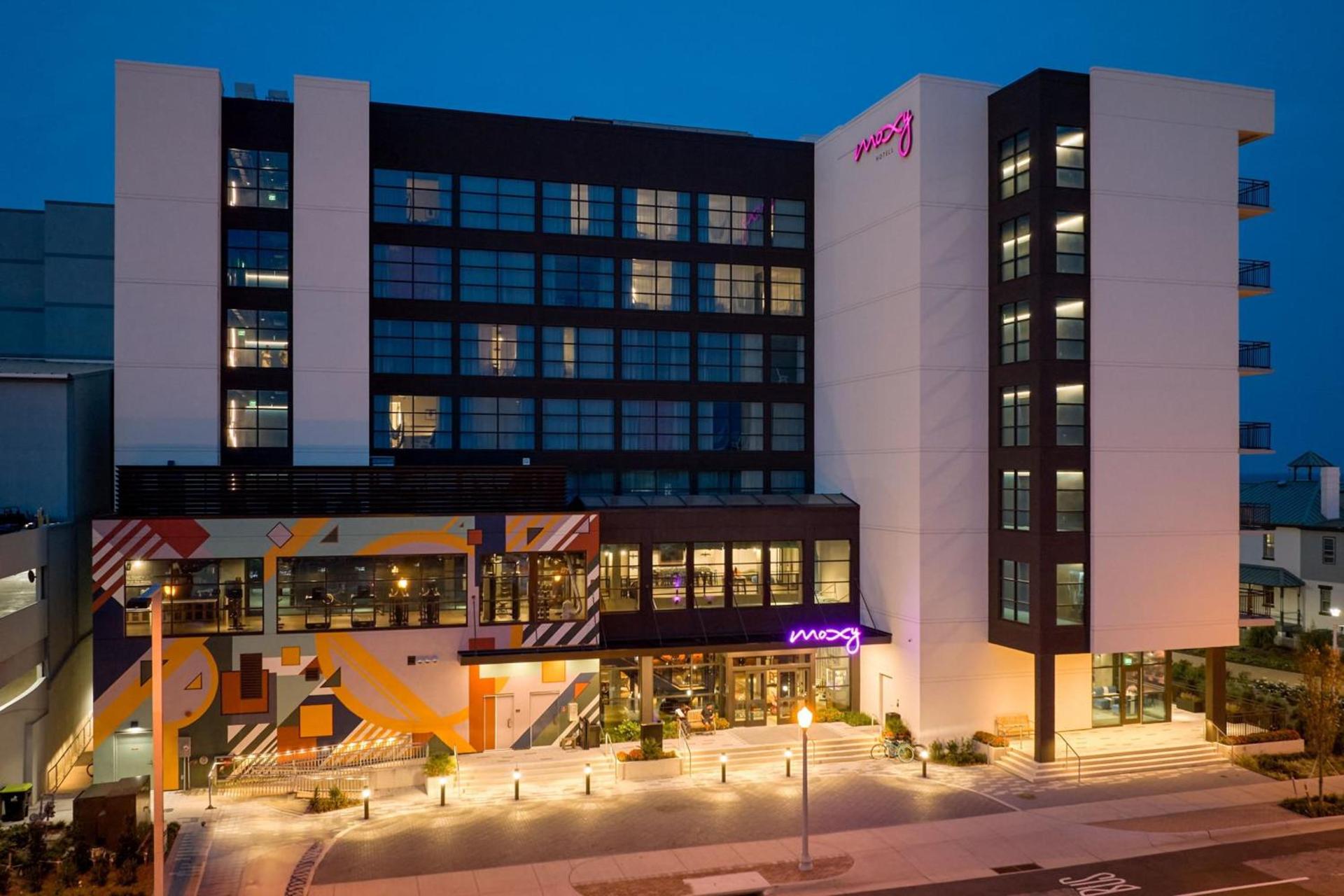 Moxy Virginia Beach Oceanfront photo 31