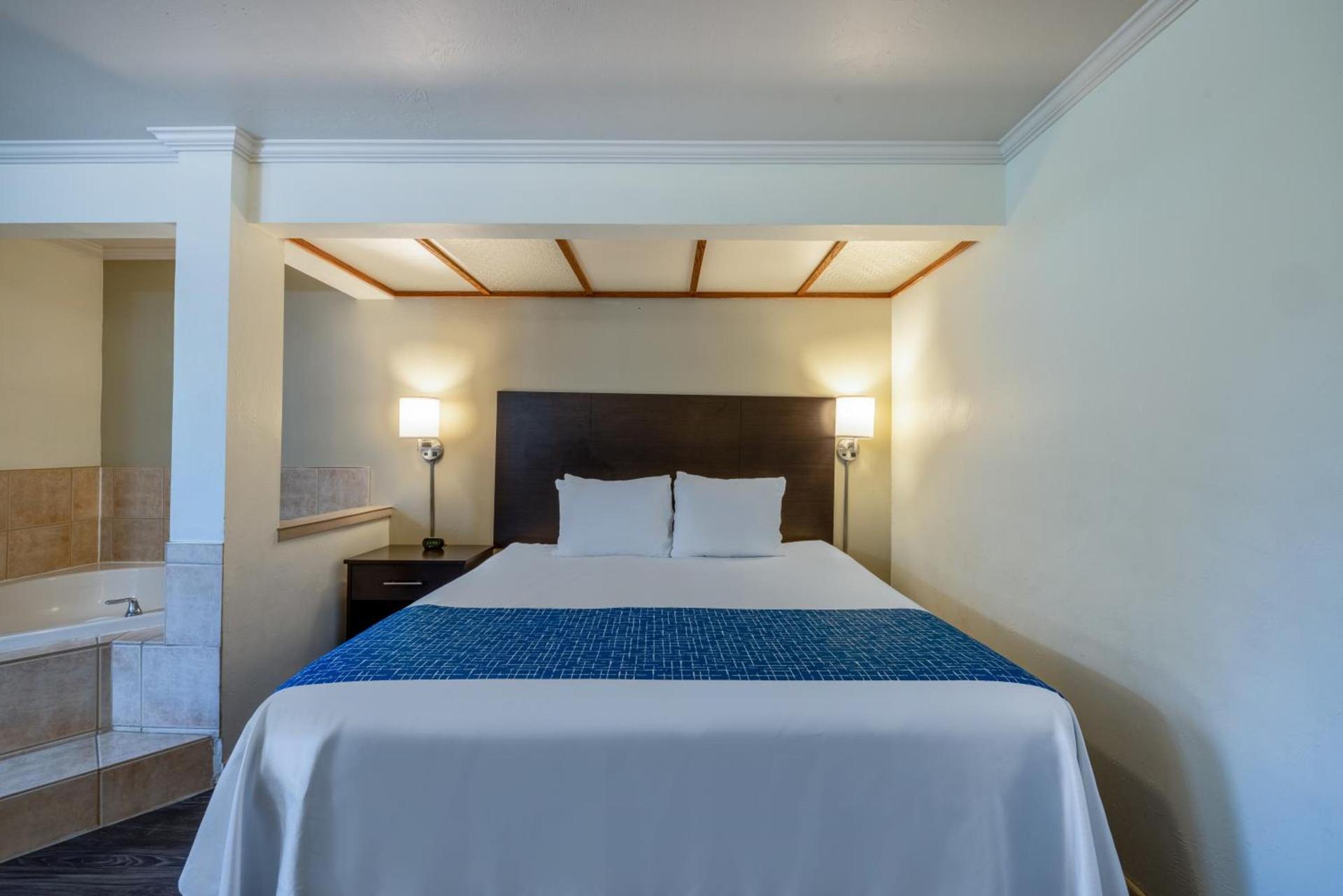 Travelodge by Wyndham Livingston photo 59