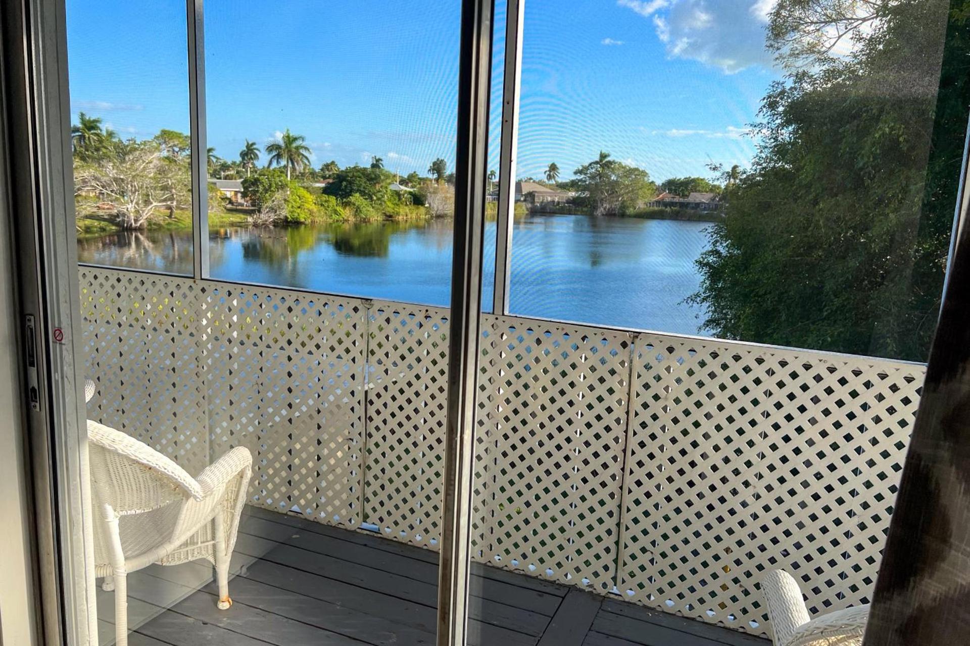 Marco Island Lakeside Inn photo 45