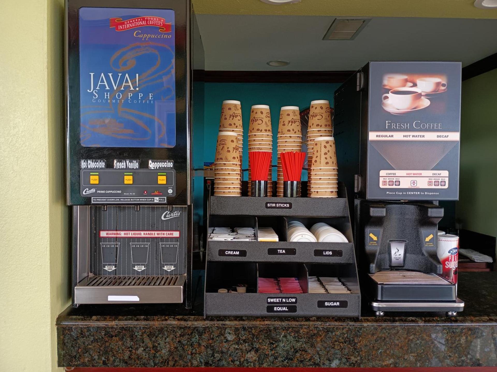 Americas Best Value Inn & Suites-Alvin/Houston photo 35